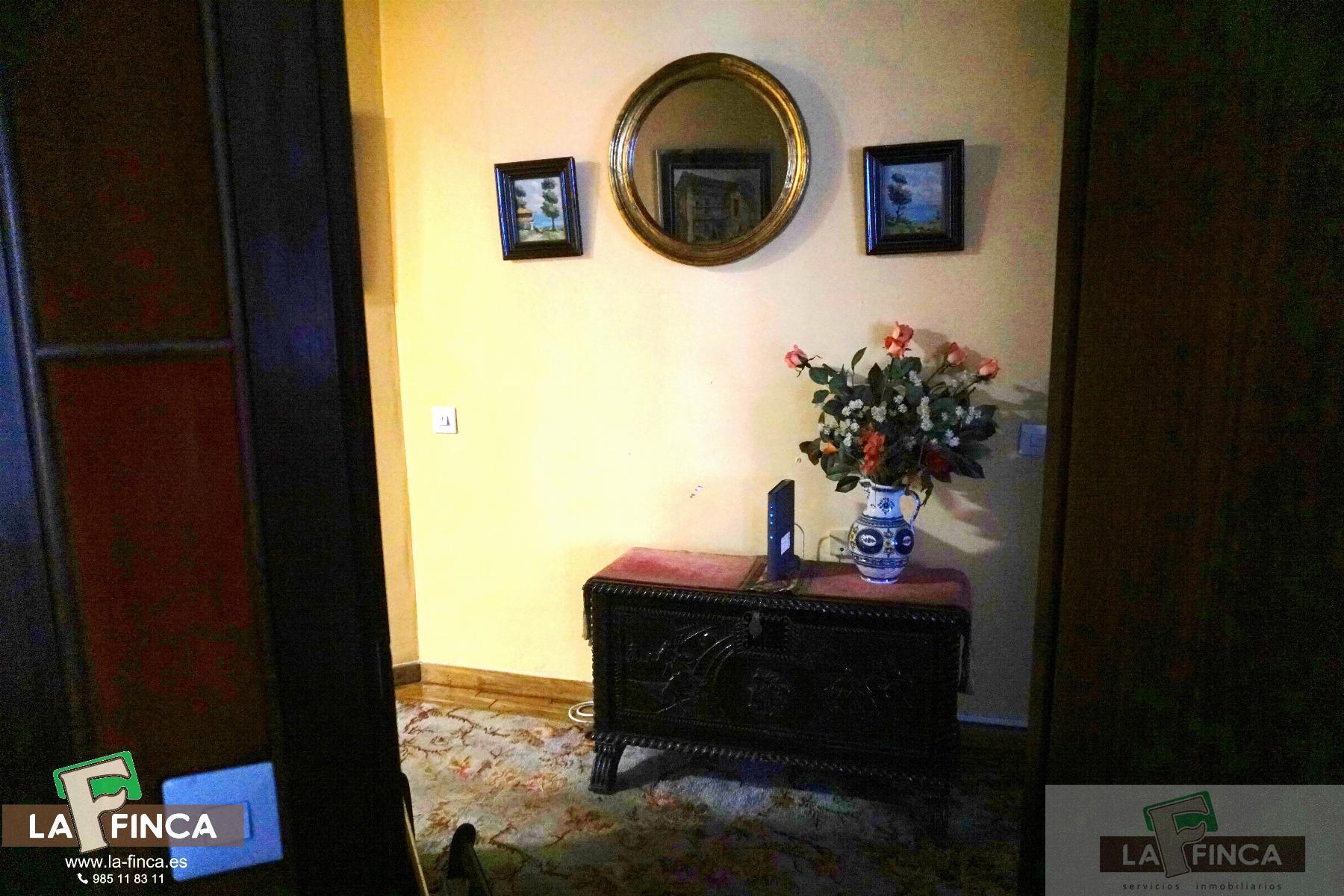 Venta de piso en Oviedo
