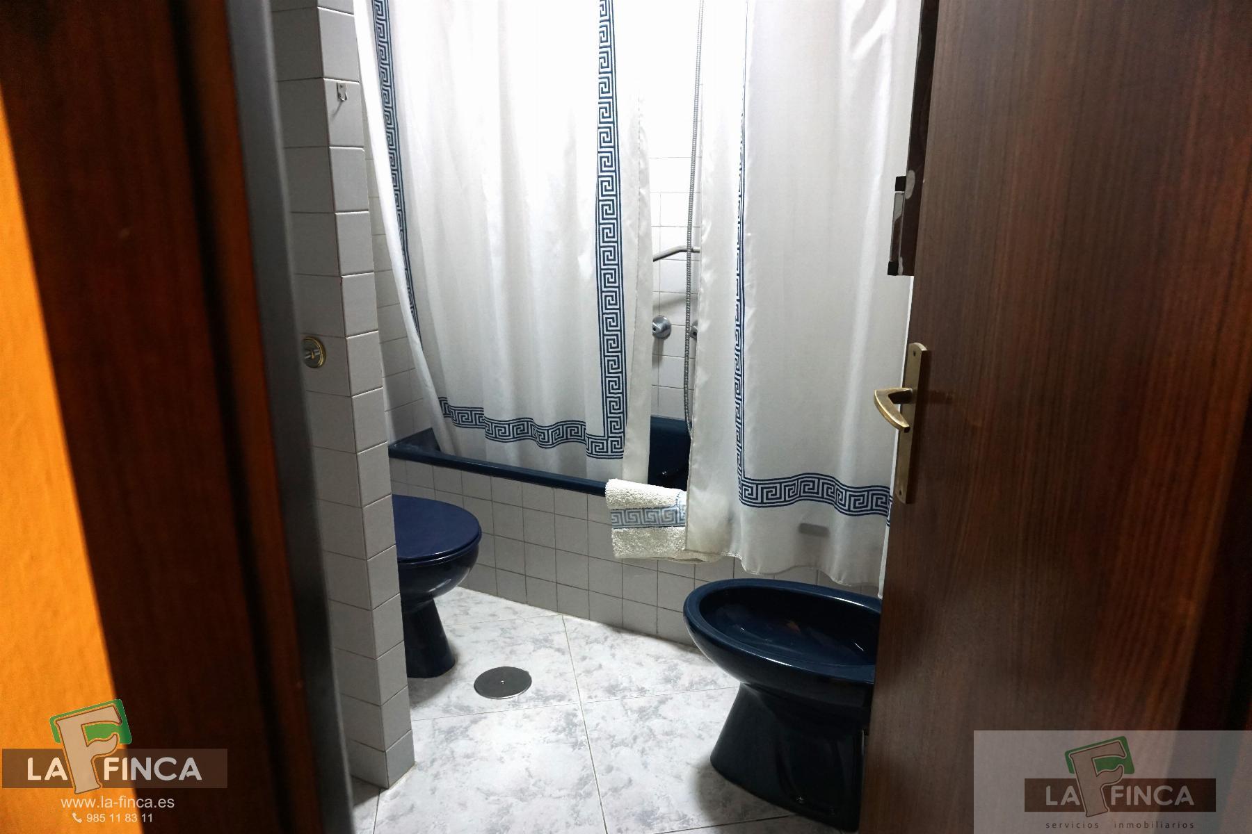 Venta de piso en Oviedo