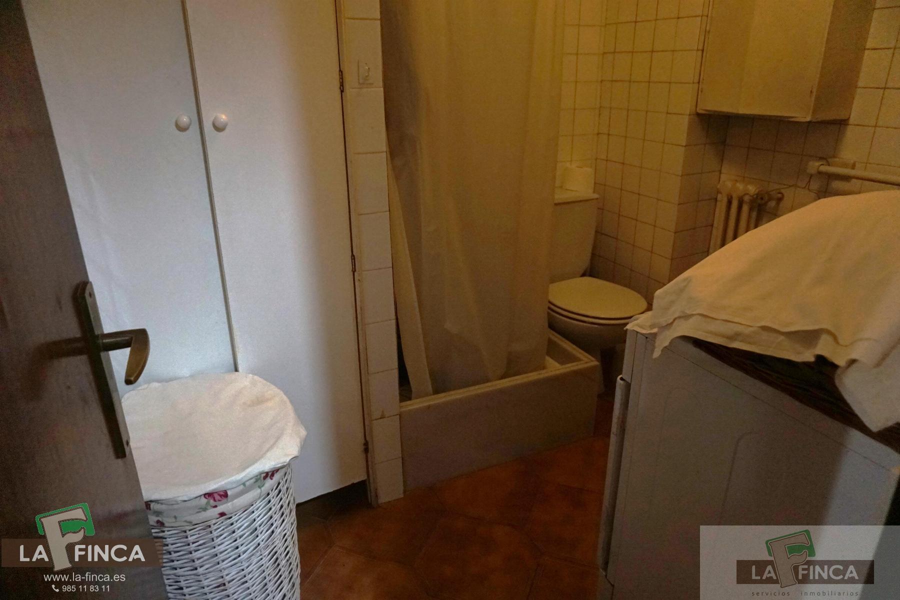 Venta de piso en Oviedo