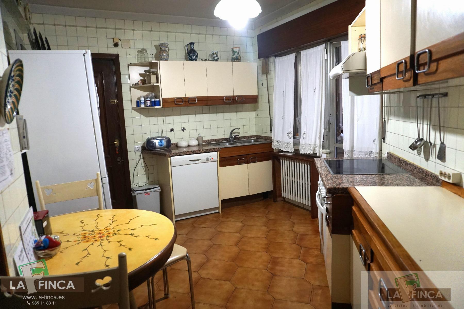 Venta de piso en Oviedo
