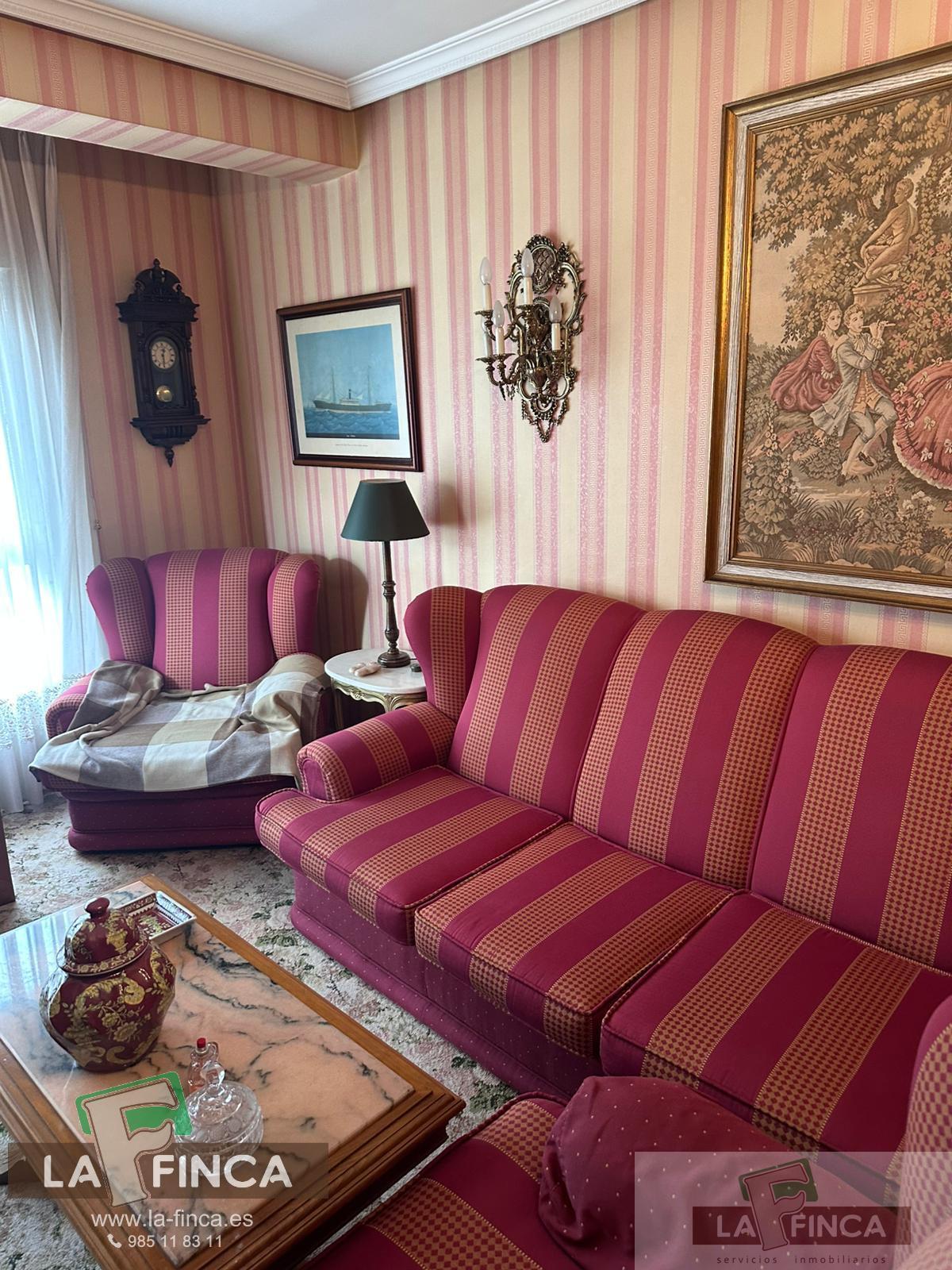 For sale of flat in Oviedo