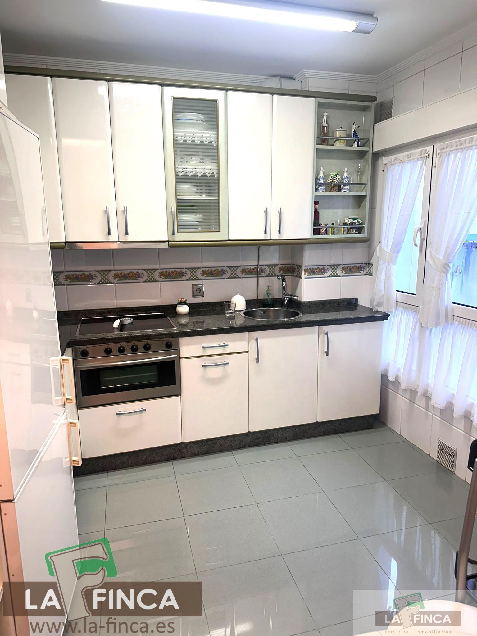 For sale of flat in Oviedo