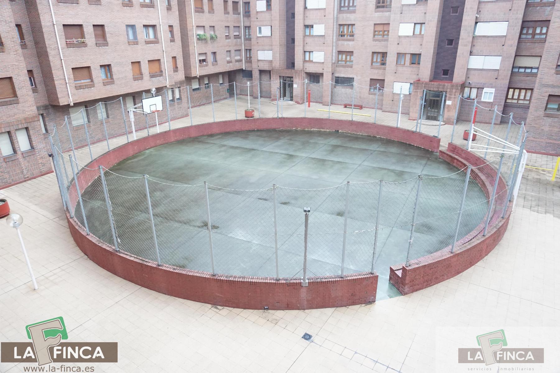 For sale of flat in Oviedo
