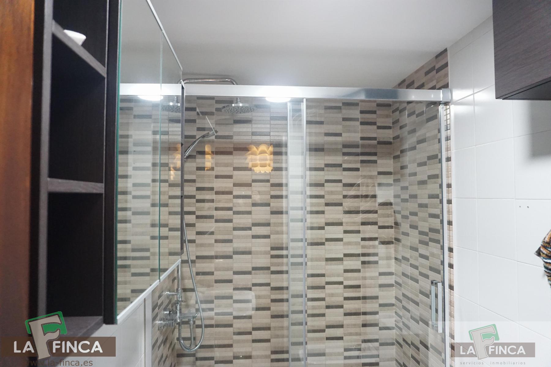 For sale of flat in Oviedo