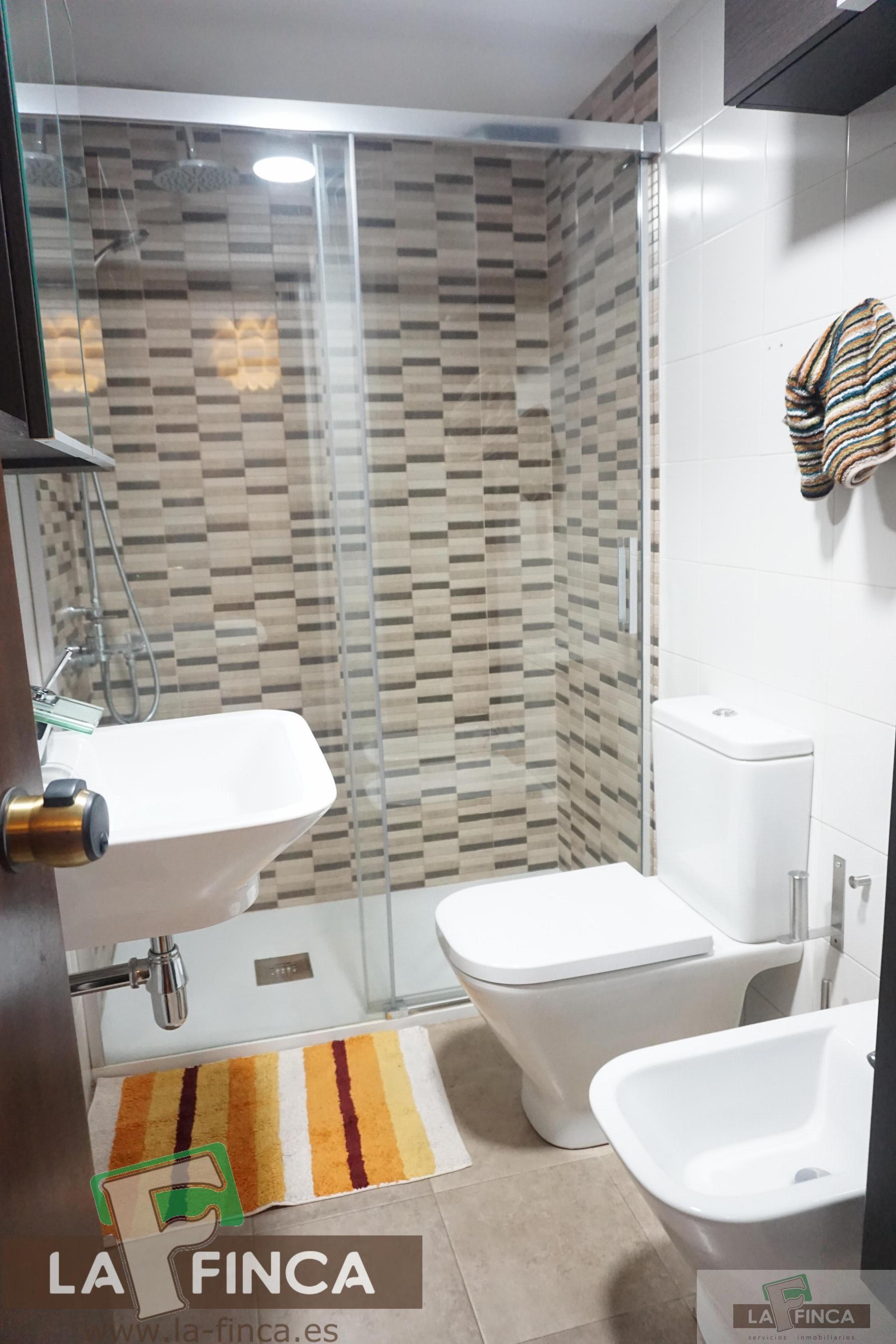 For sale of flat in Oviedo