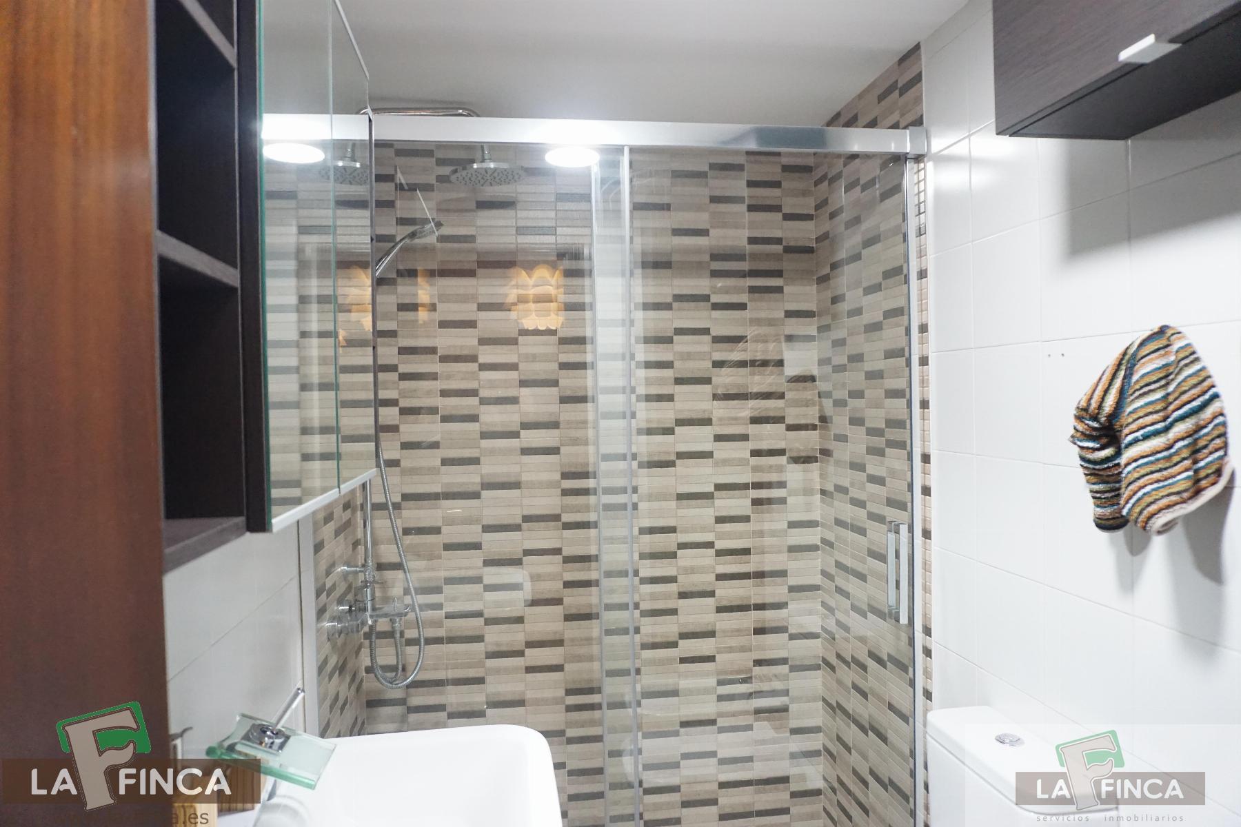 For sale of flat in Oviedo