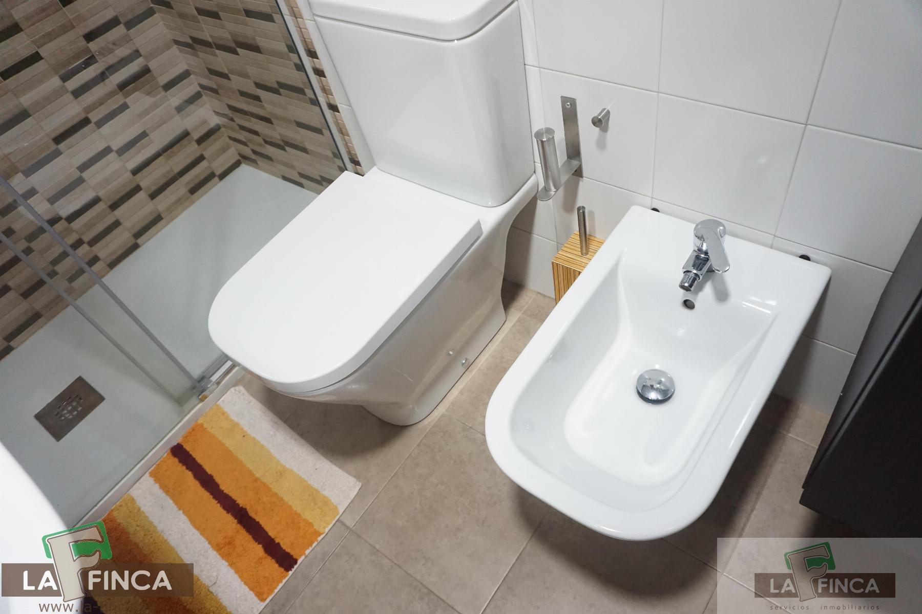 For sale of flat in Oviedo