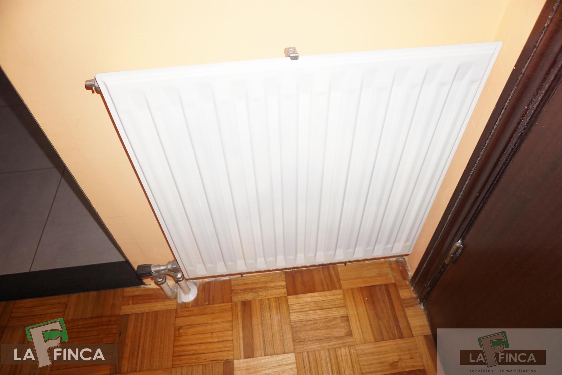 For sale of flat in Oviedo