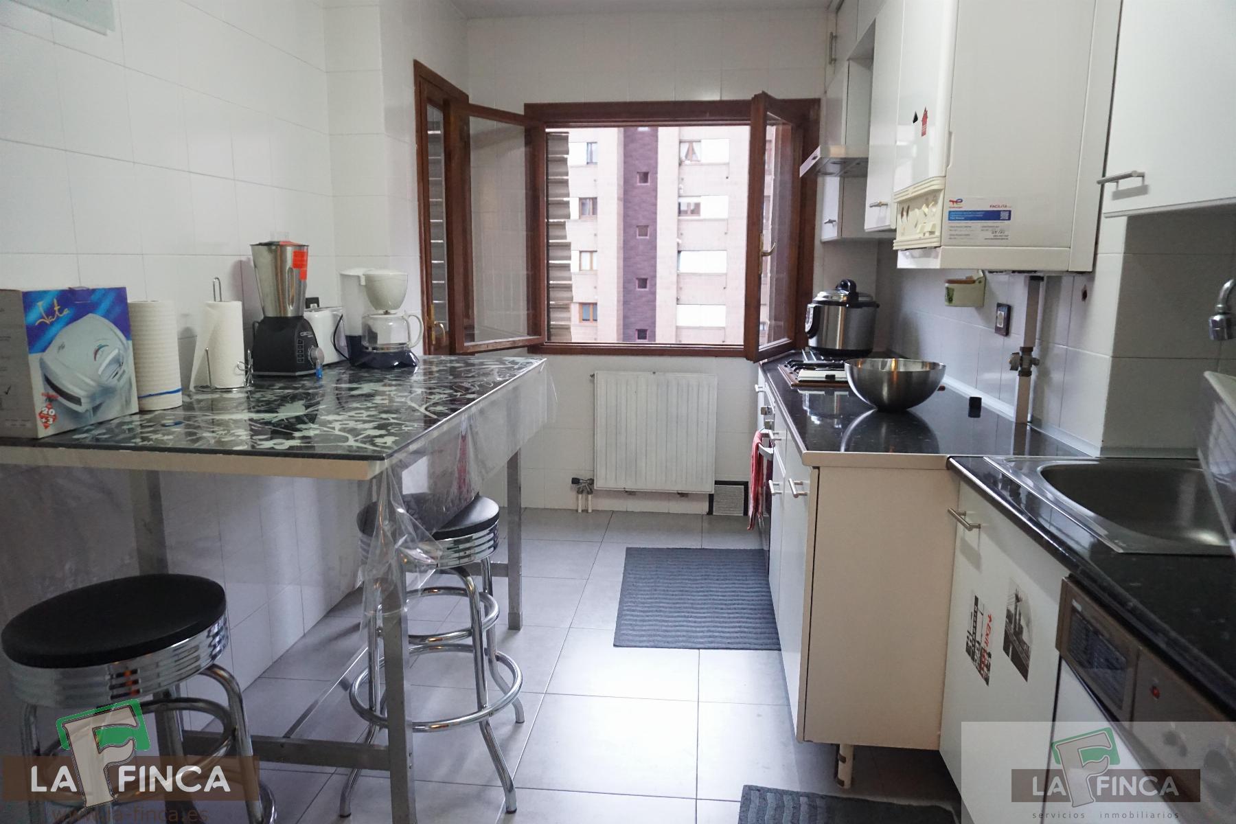 For sale of flat in Oviedo