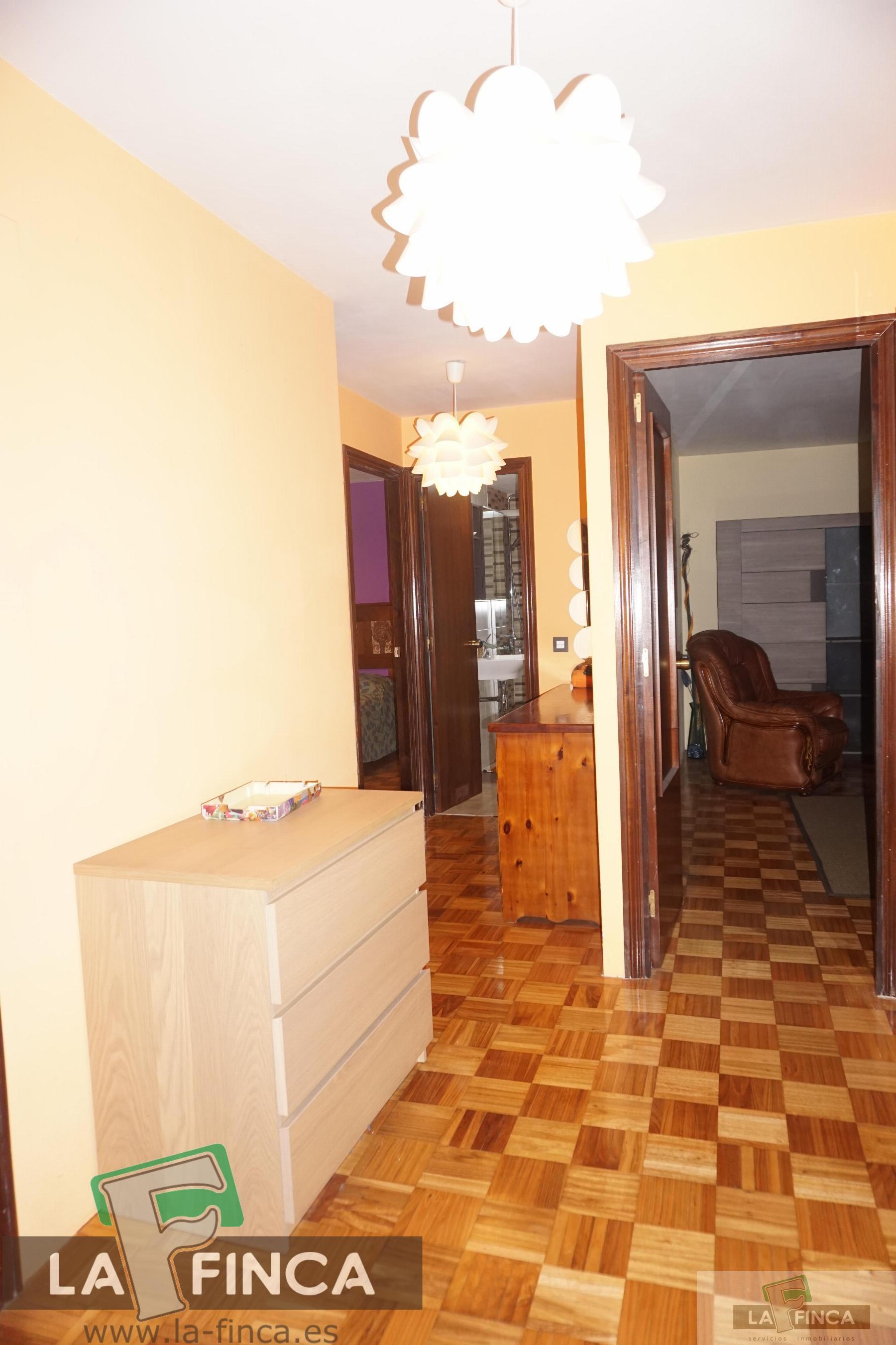 For sale of flat in Oviedo