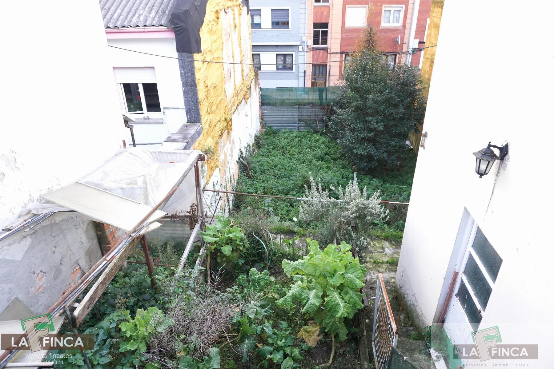 For sale of land in Oviedo