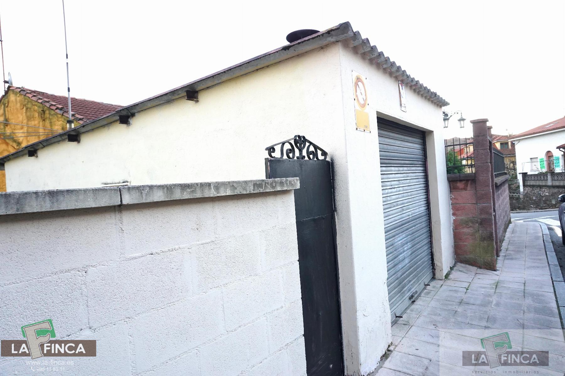 For sale of land in Oviedo