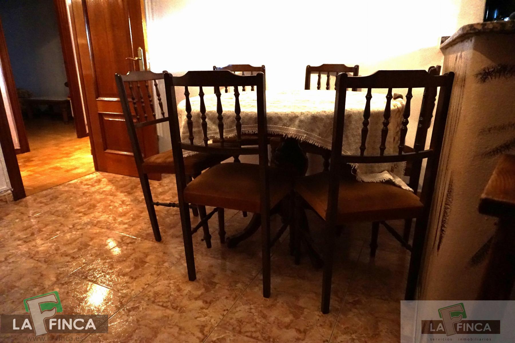 For sale of flat in Llanera