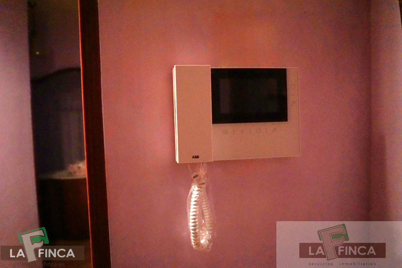 For sale of flat in Llanera