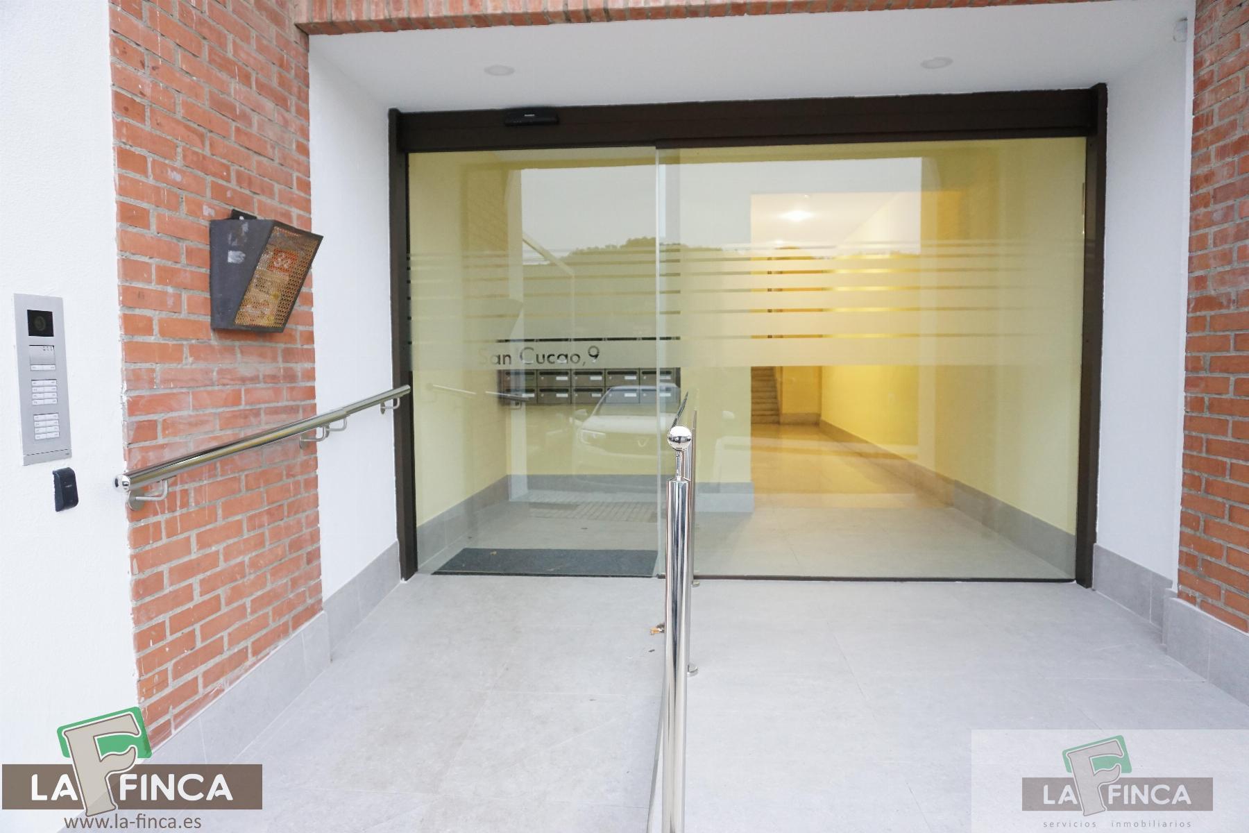 For sale of flat in Llanera