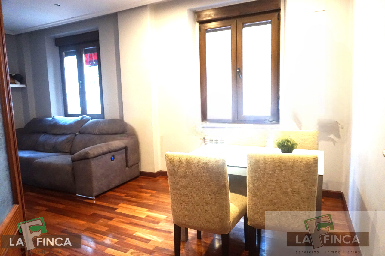 Venta de piso en Oviedo