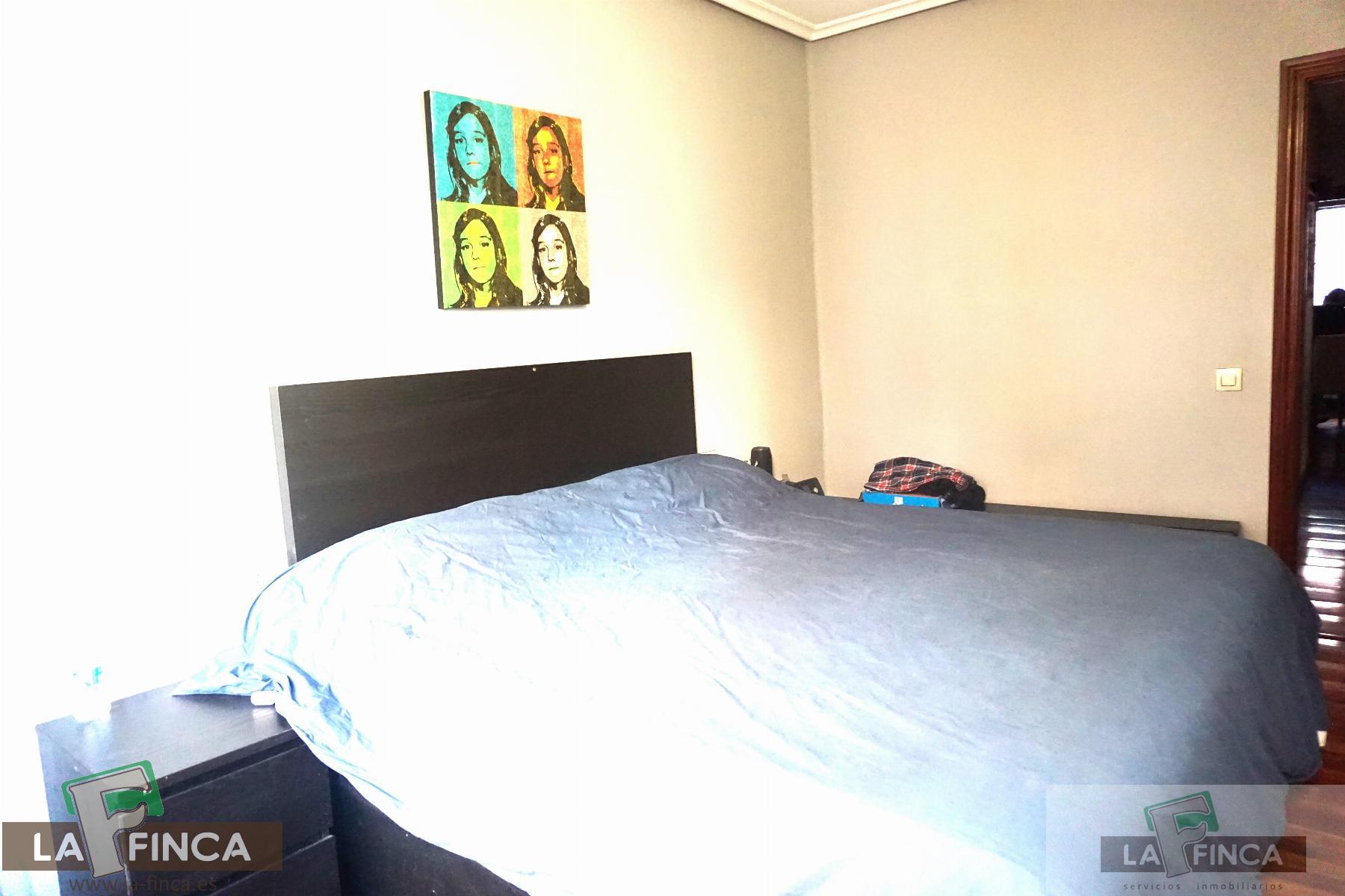 Venta de piso en Oviedo