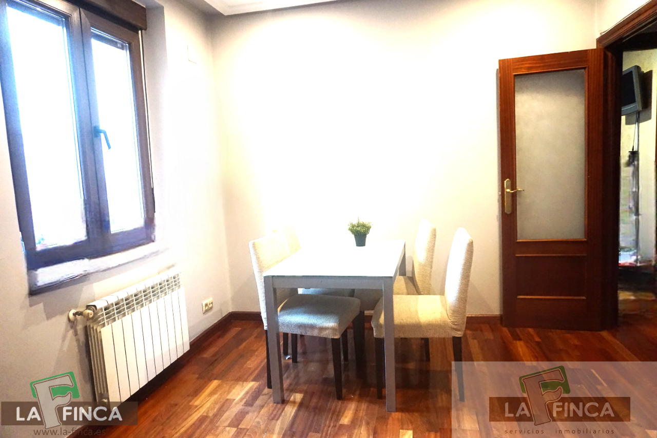 Venta de piso en Oviedo