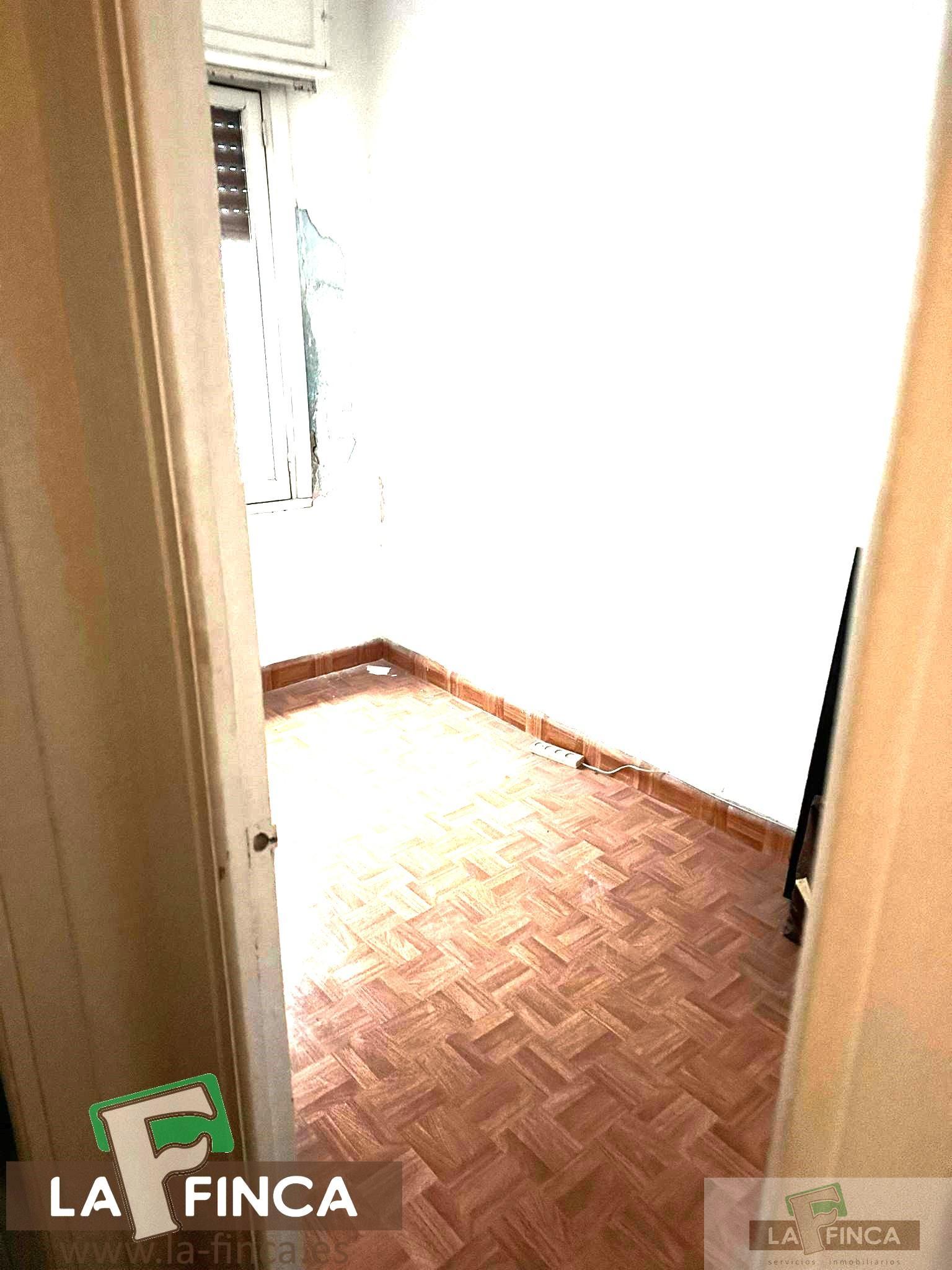 For sale of flat in Oviedo