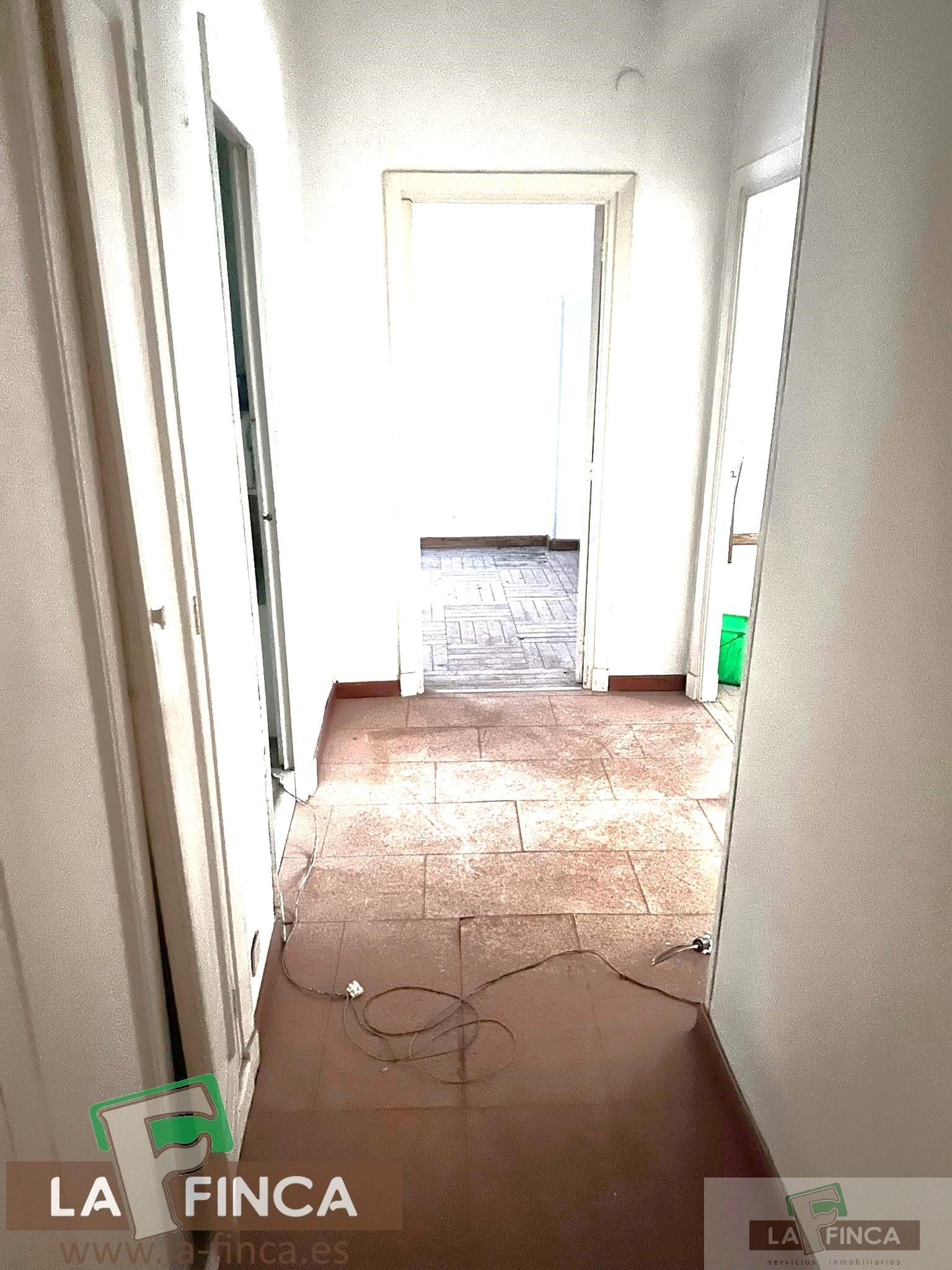 For sale of flat in Oviedo