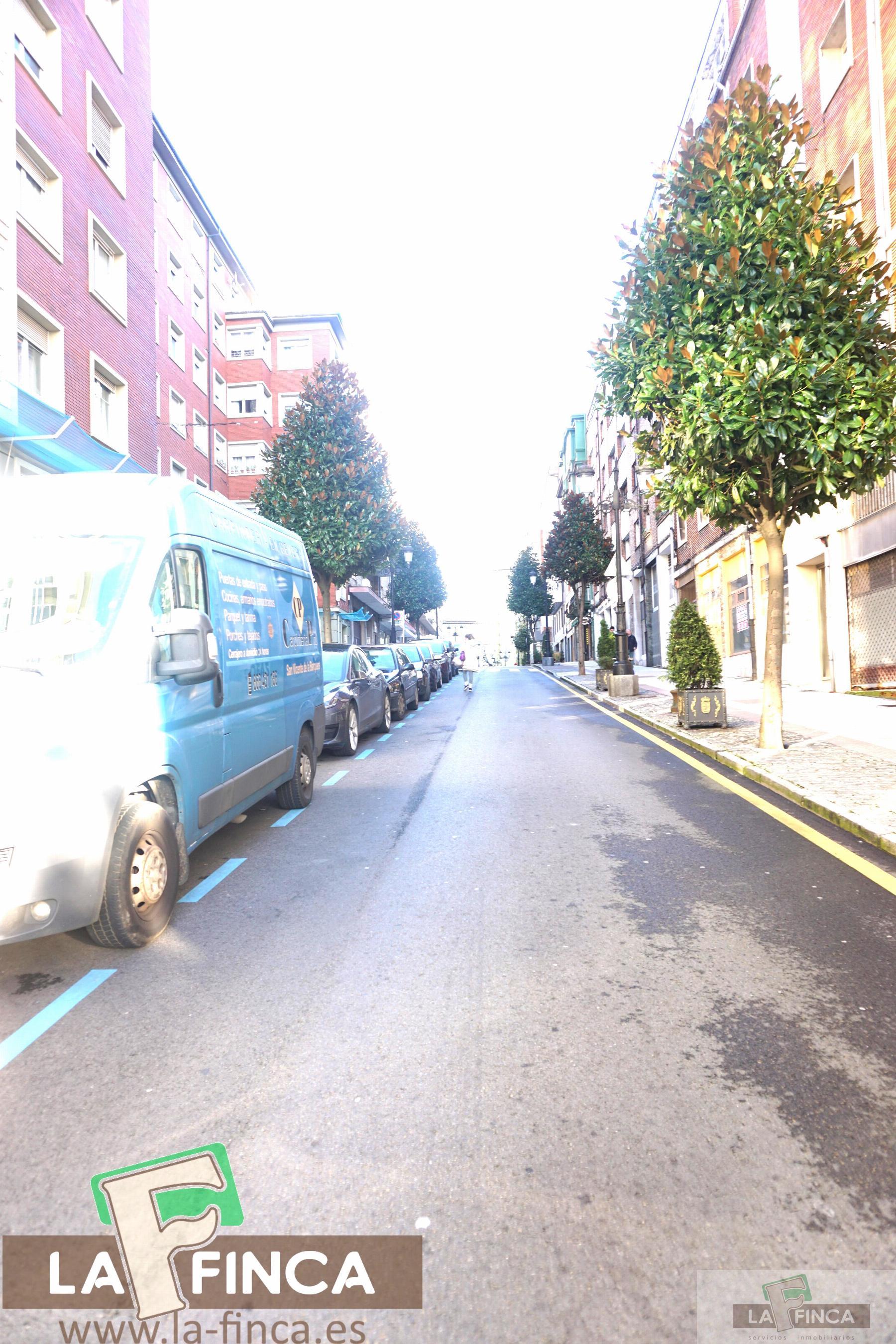For sale of flat in Oviedo