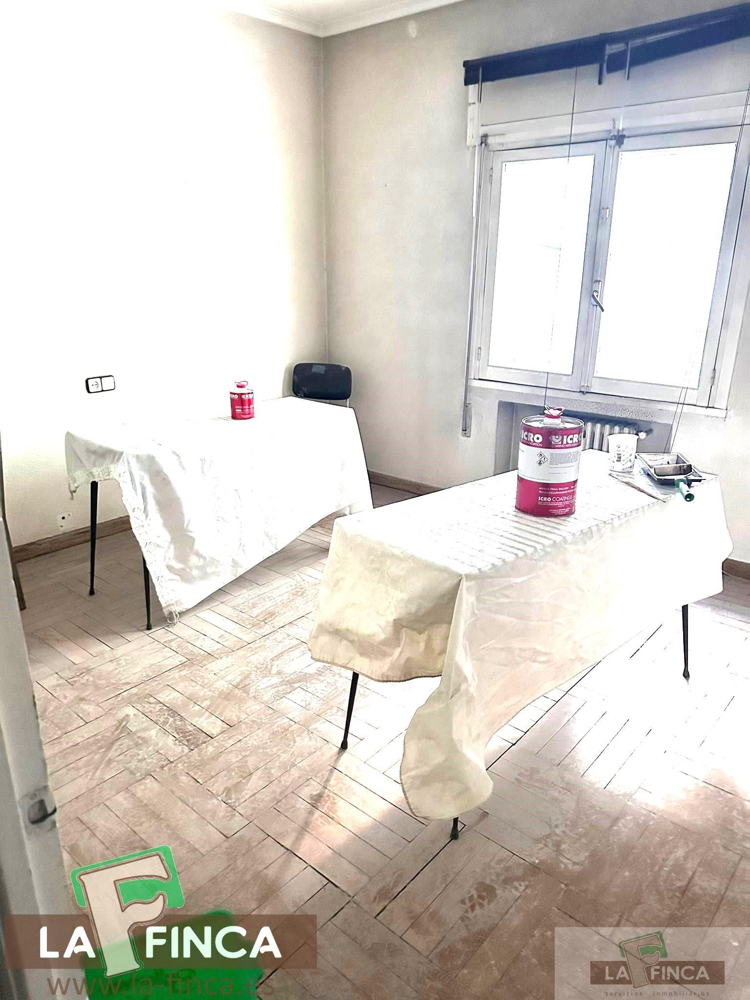 For sale of flat in Oviedo
