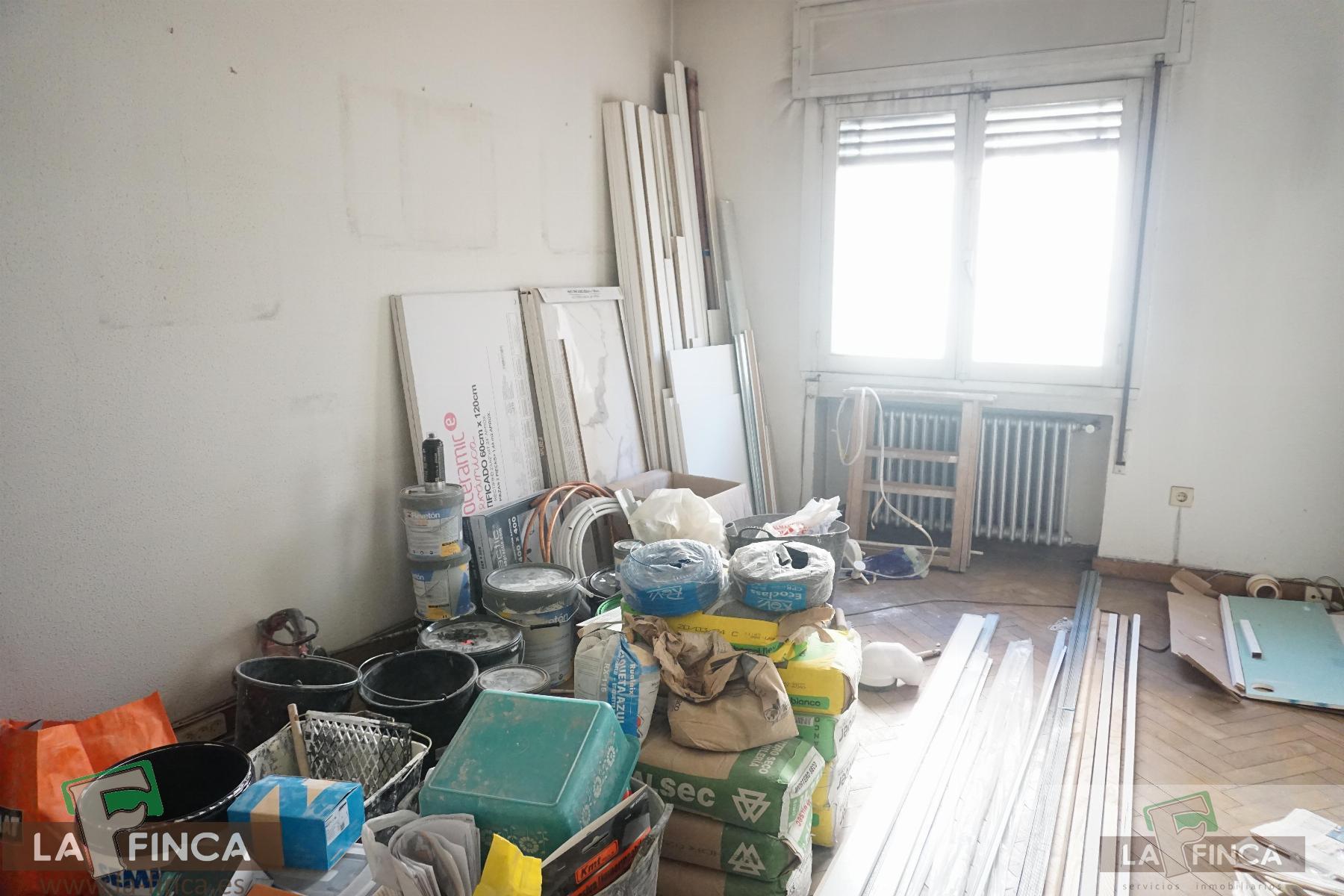For sale of flat in Oviedo