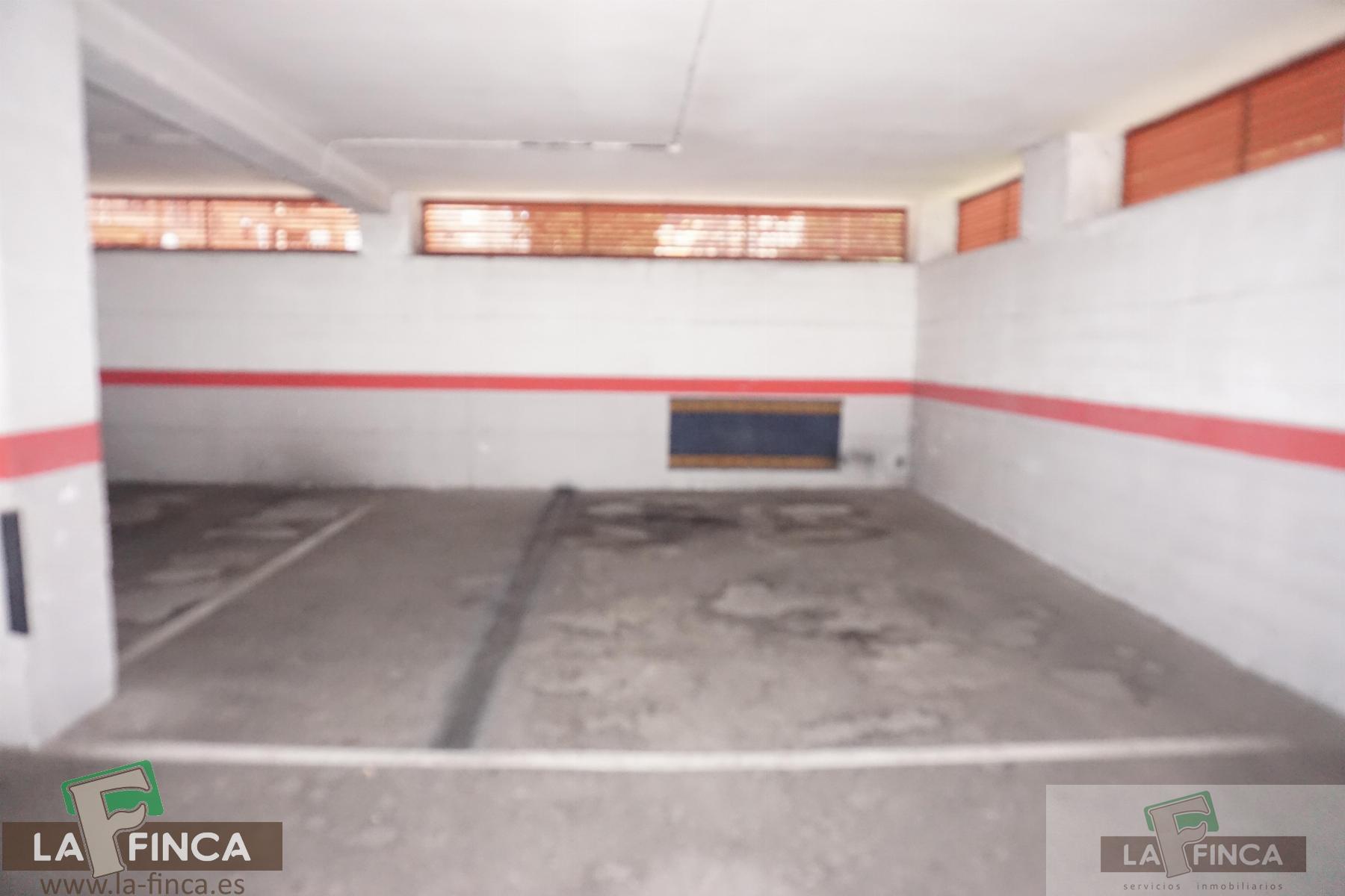 For sale of garage in Oviedo