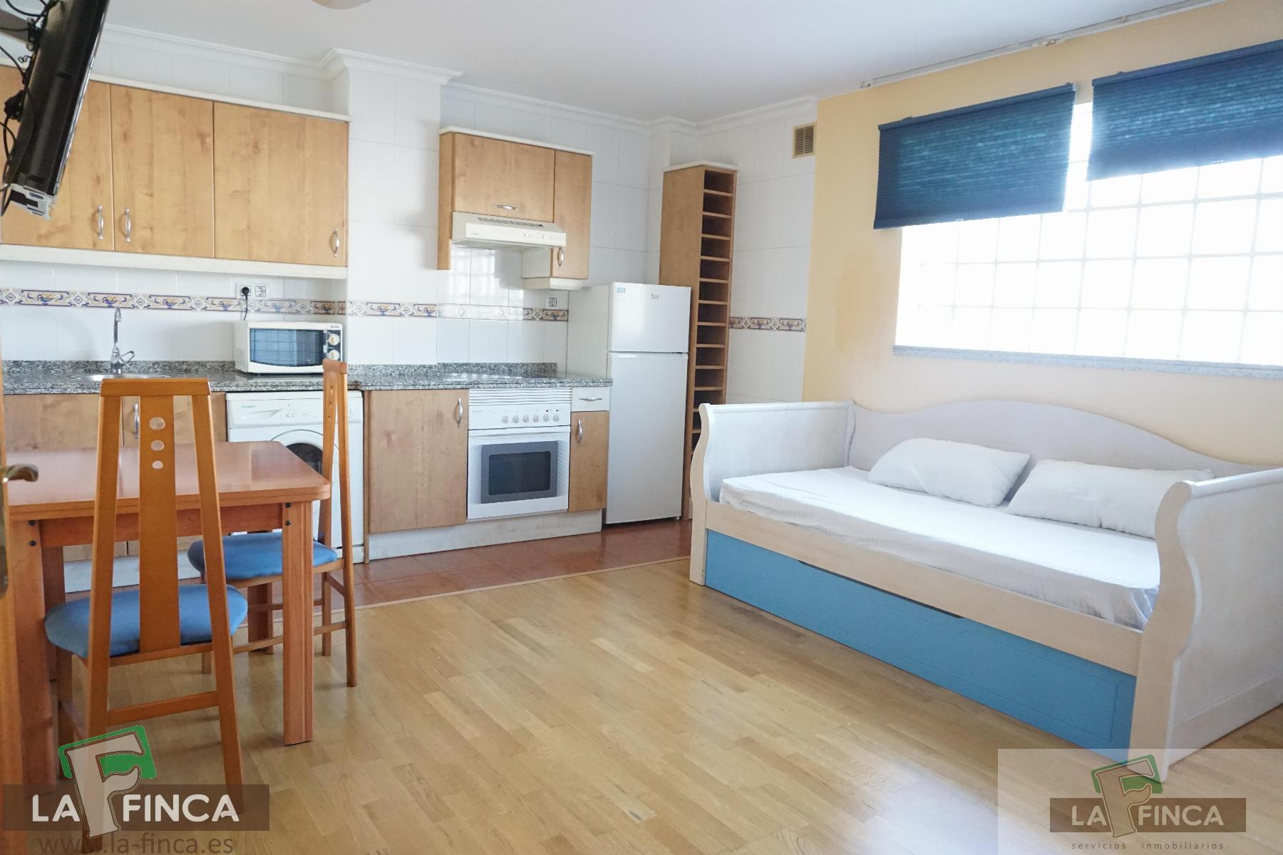 For sale of study in Oviedo