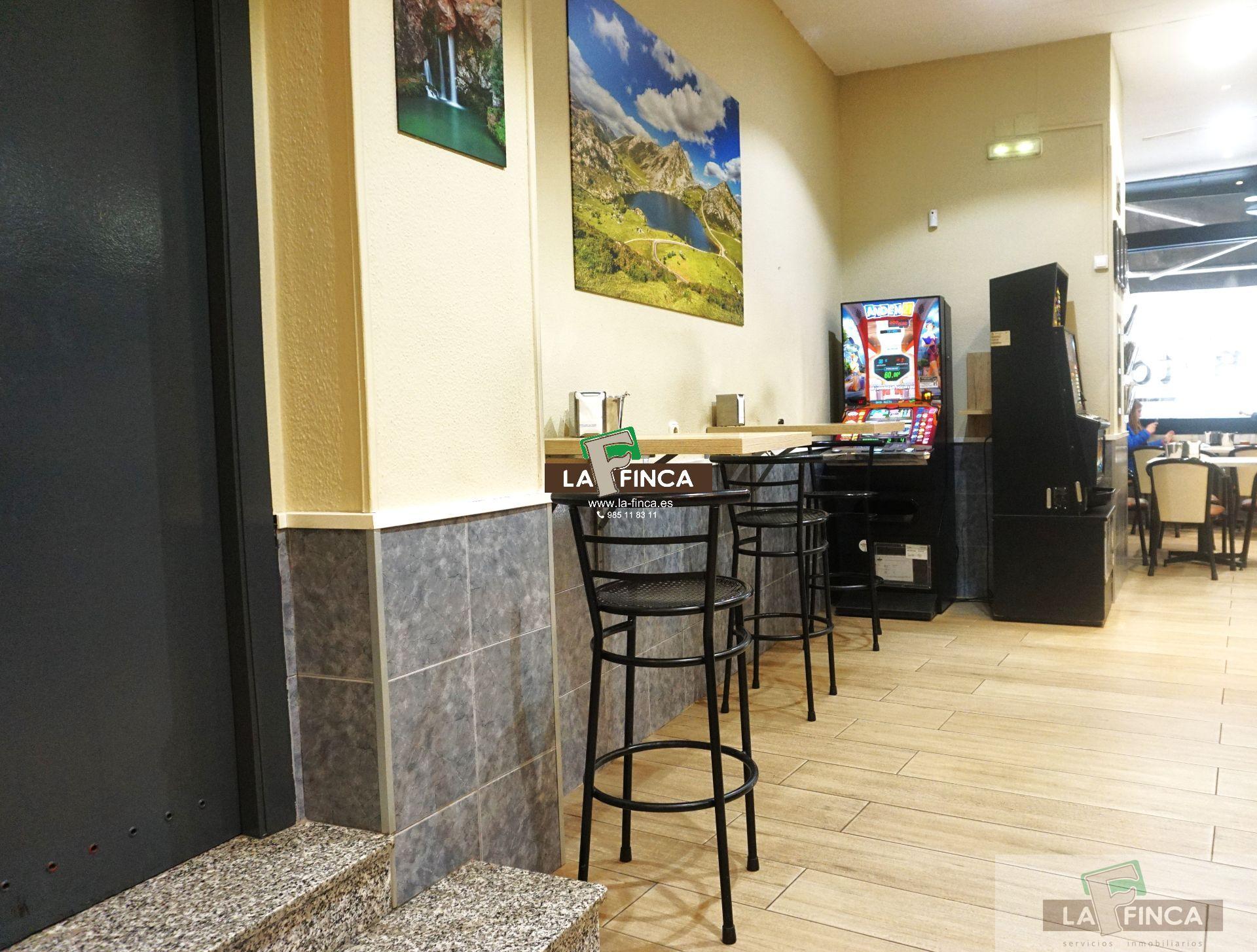 For sale of commercial in Oviedo