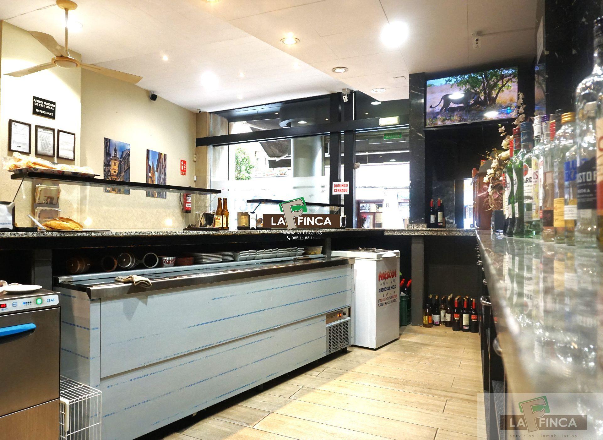 For sale of commercial in Oviedo