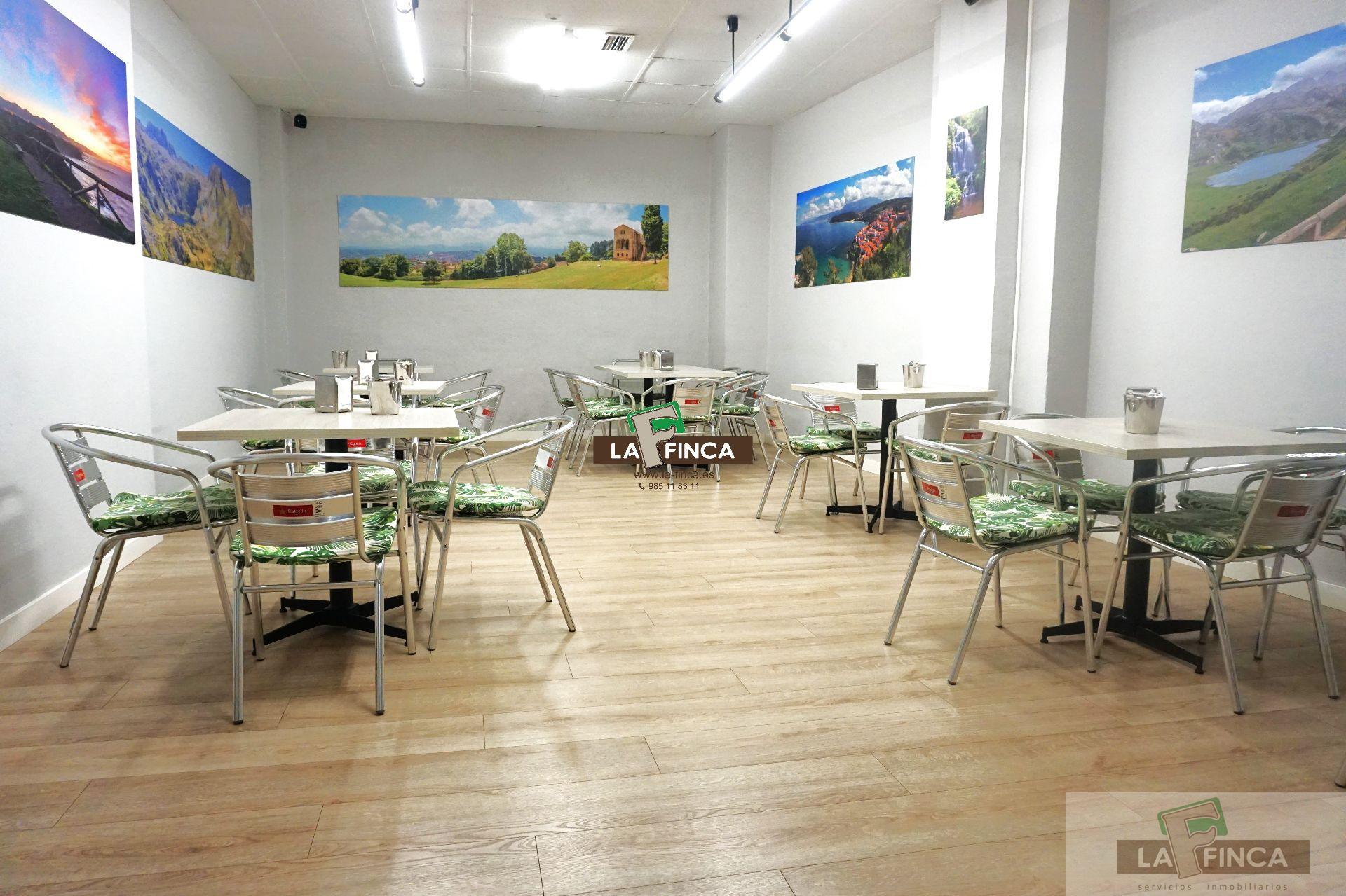 For sale of commercial in Oviedo