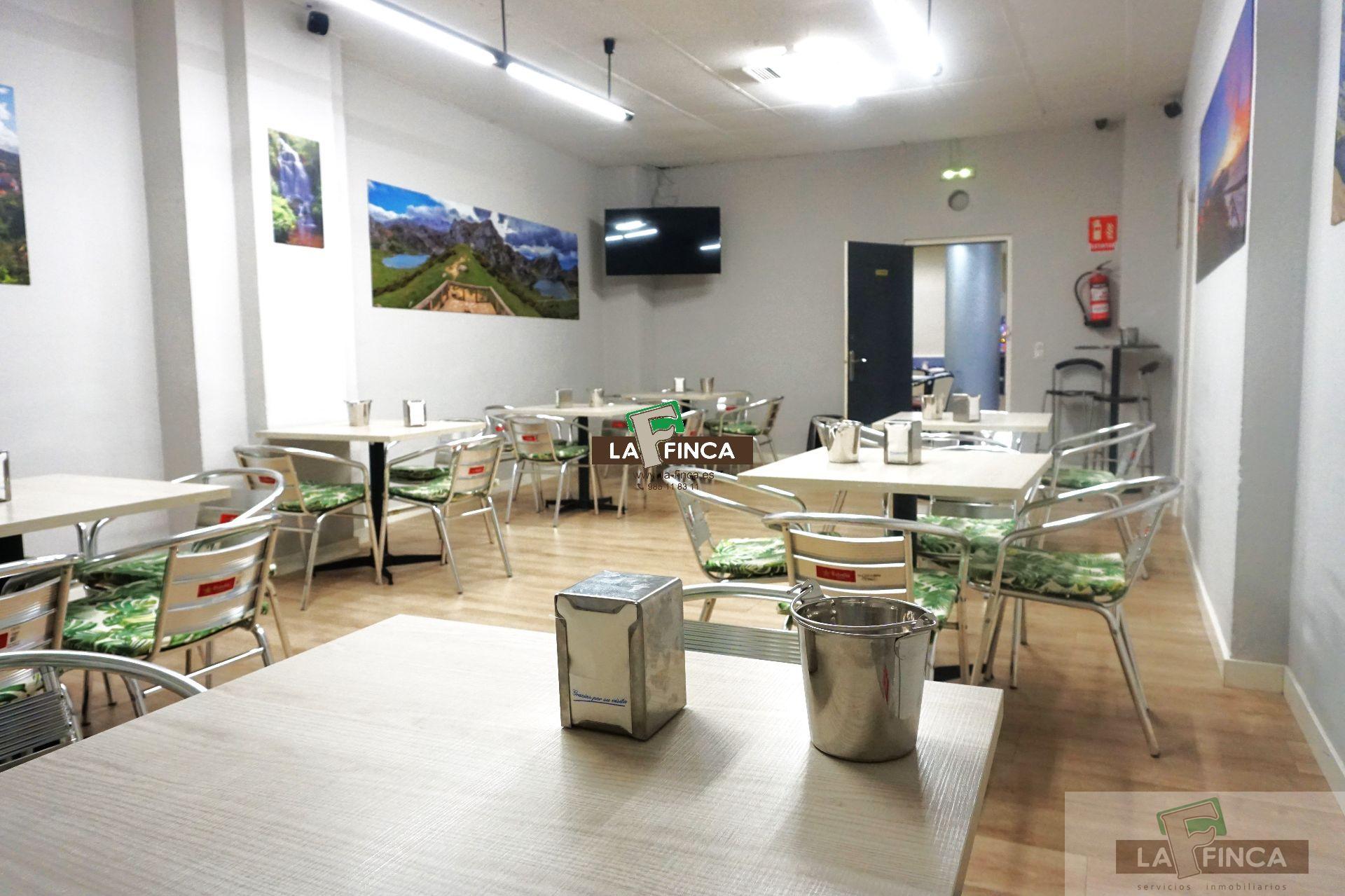 For sale of commercial in Oviedo