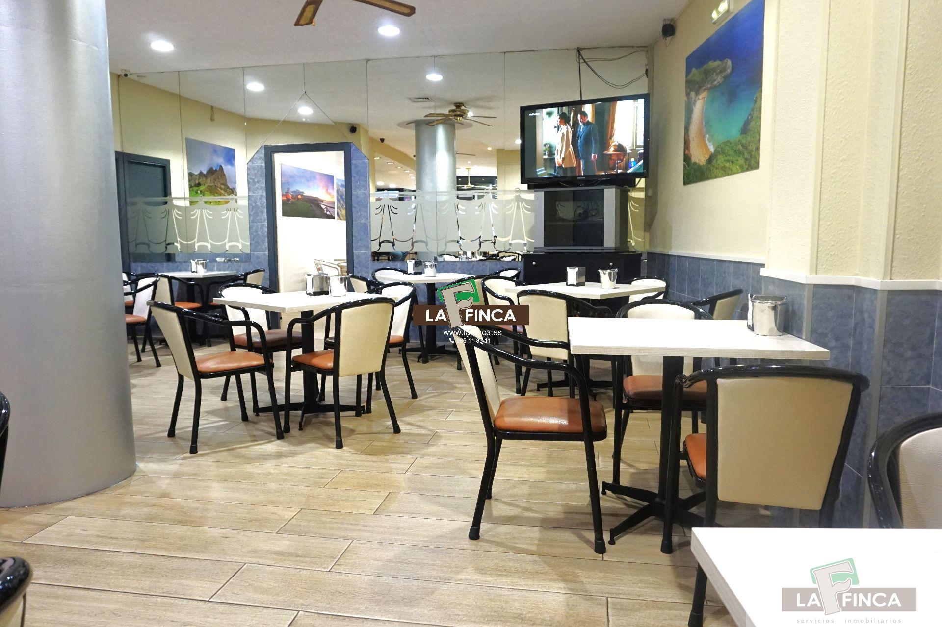 For sale of commercial in Oviedo