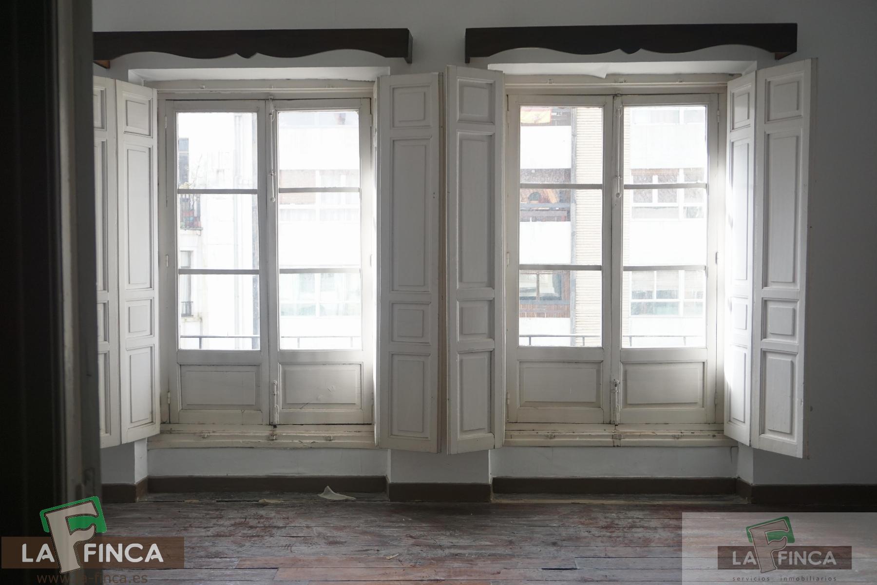 For sale of flat in Oviedo