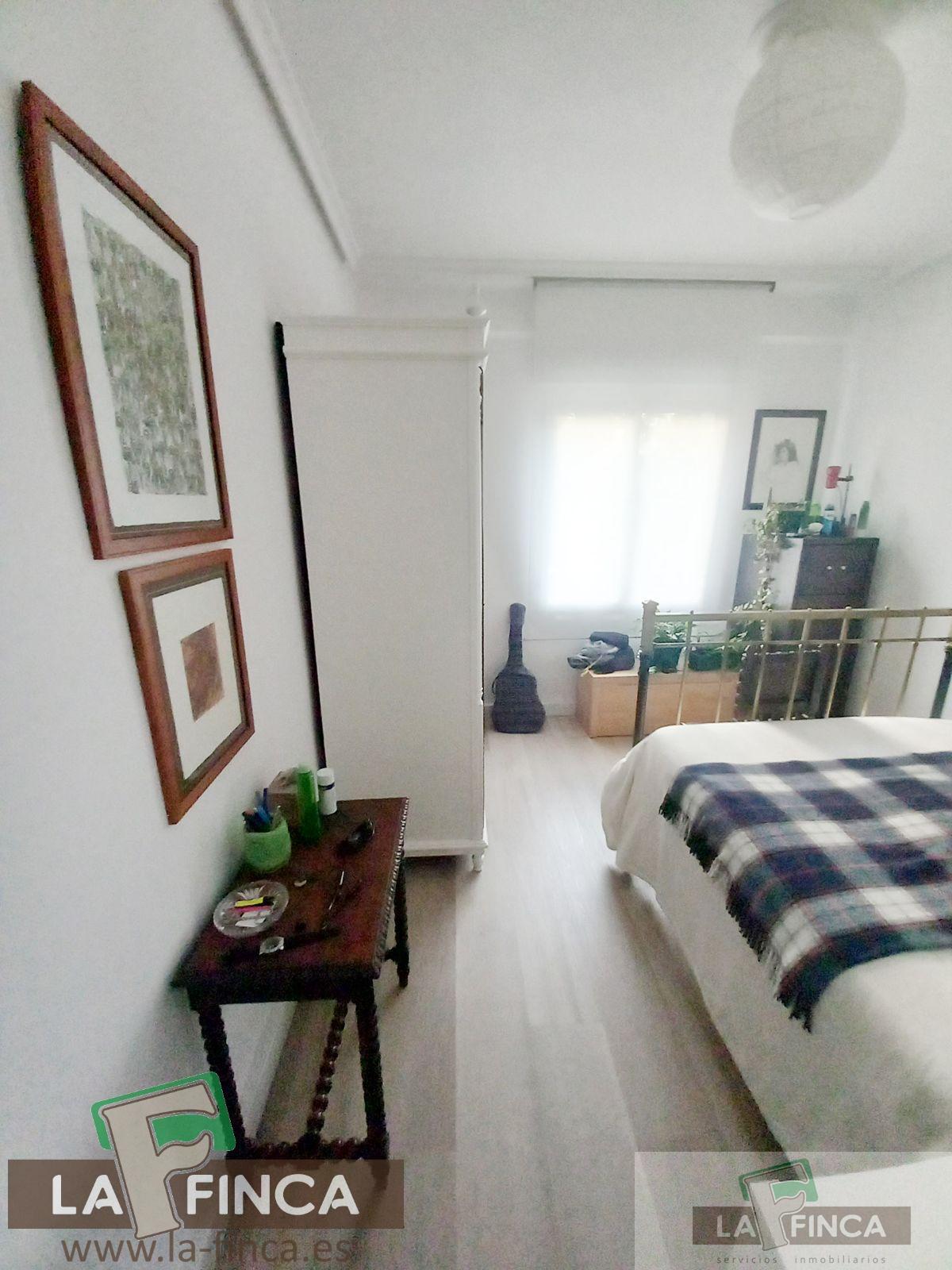 For sale of flat in Oviedo