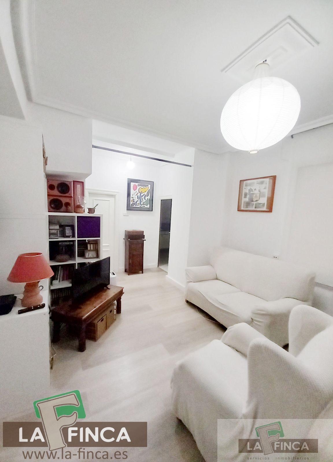 For sale of flat in Oviedo