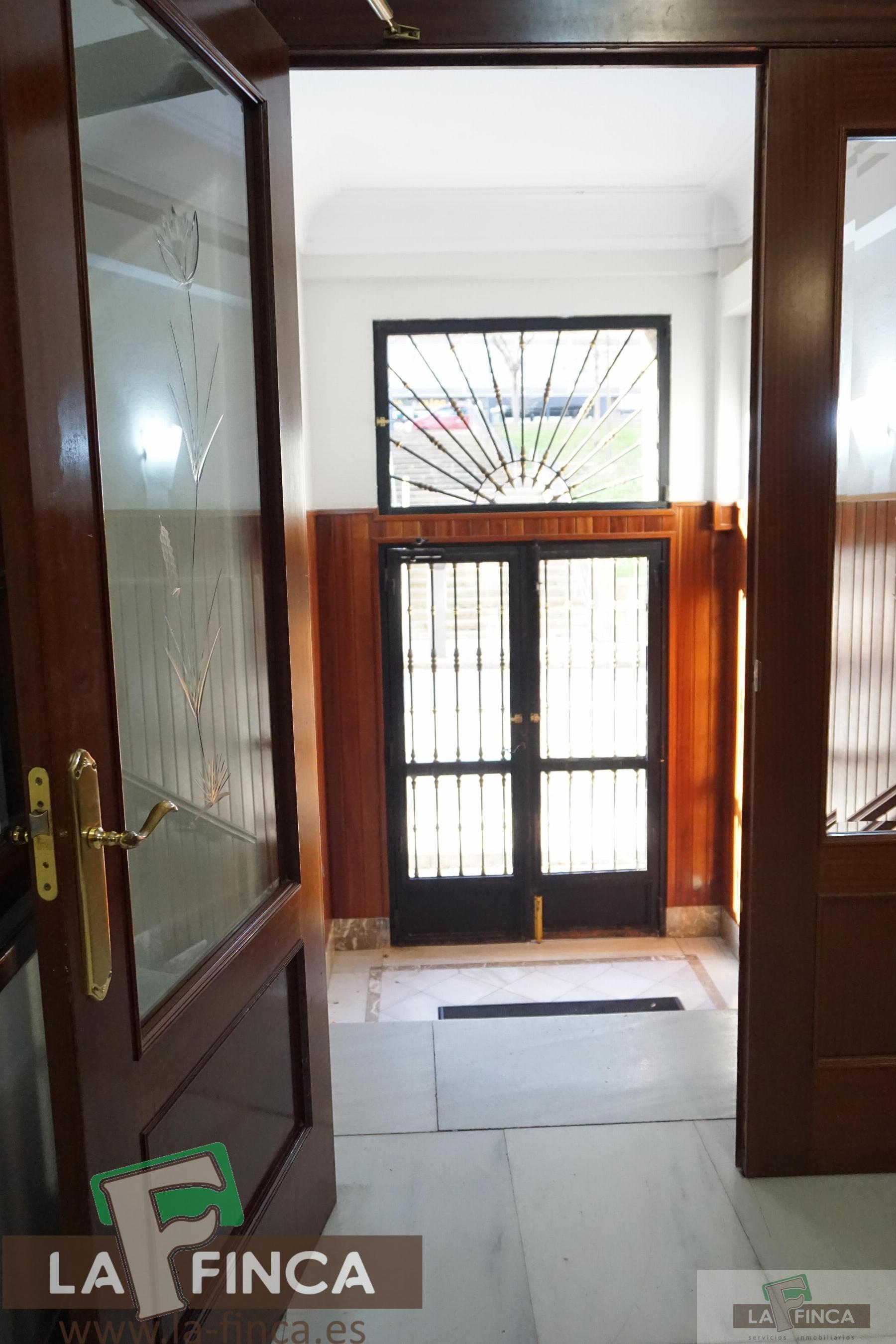 For sale of flat in Oviedo
