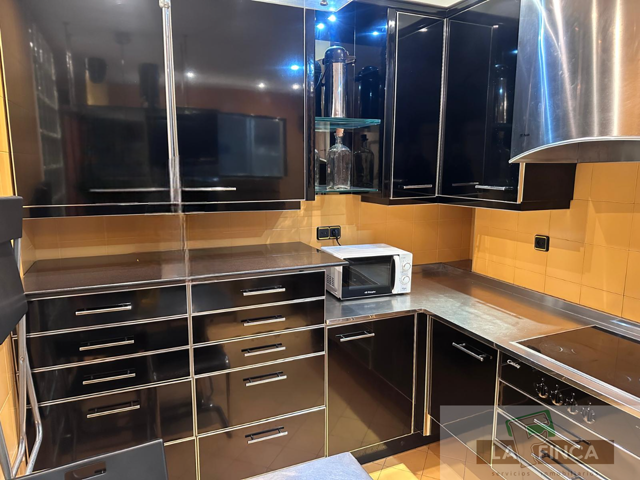 For sale of penthouse in Oviedo