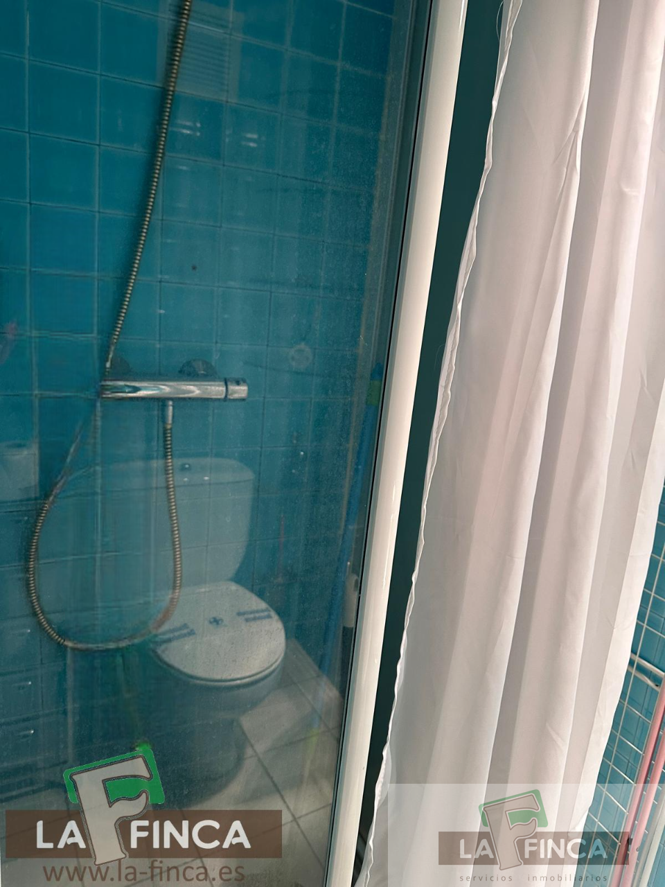 For sale of penthouse in Oviedo