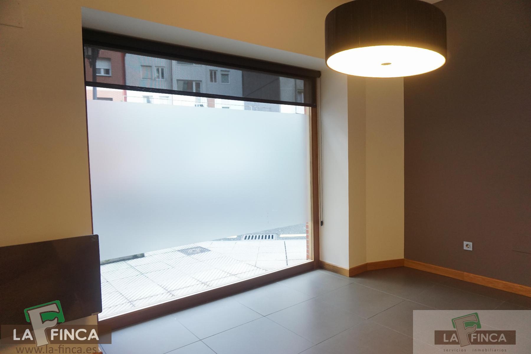 For sale of commercial in Oviedo