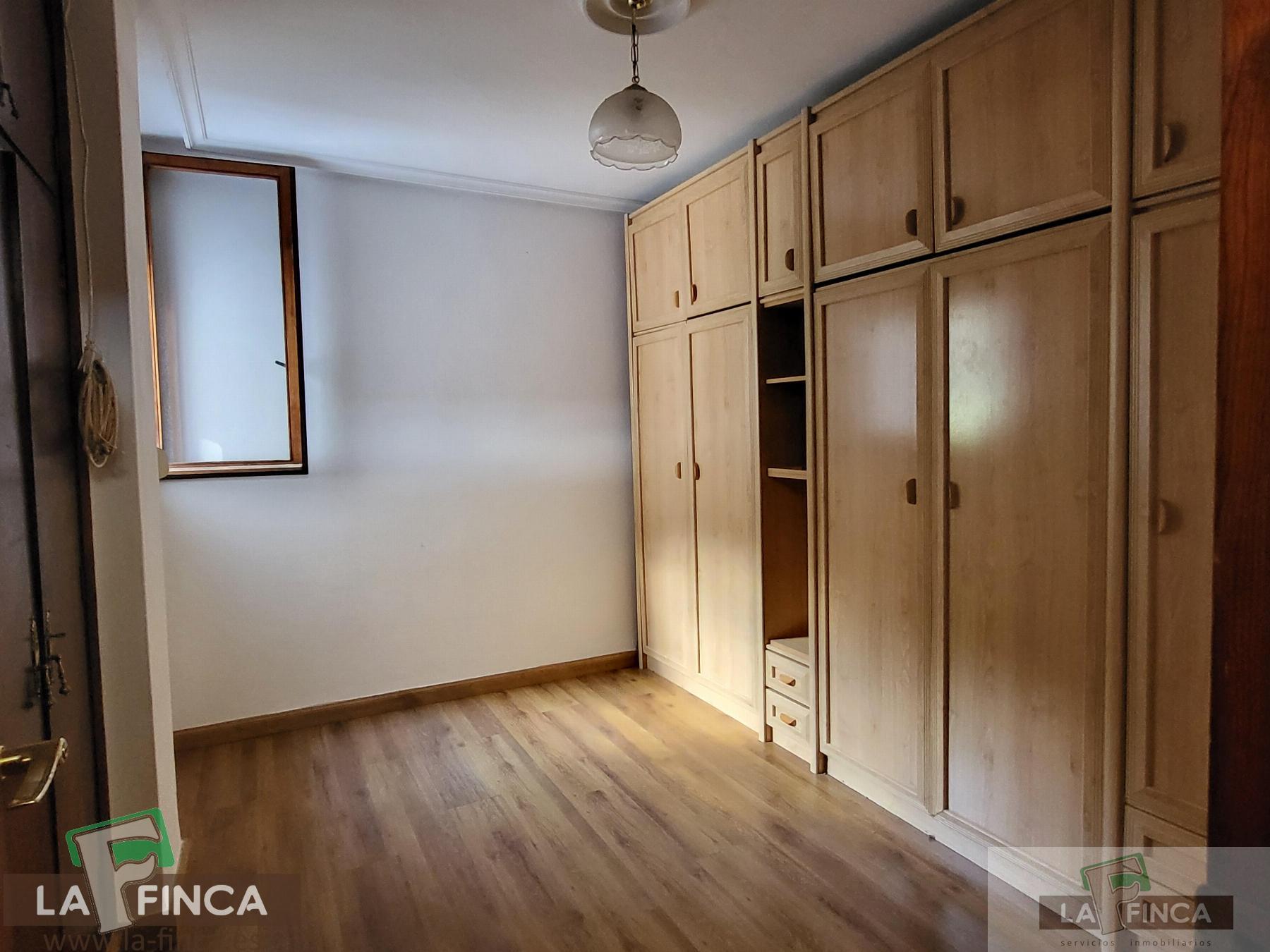 For sale of house in Cangas del Narcea