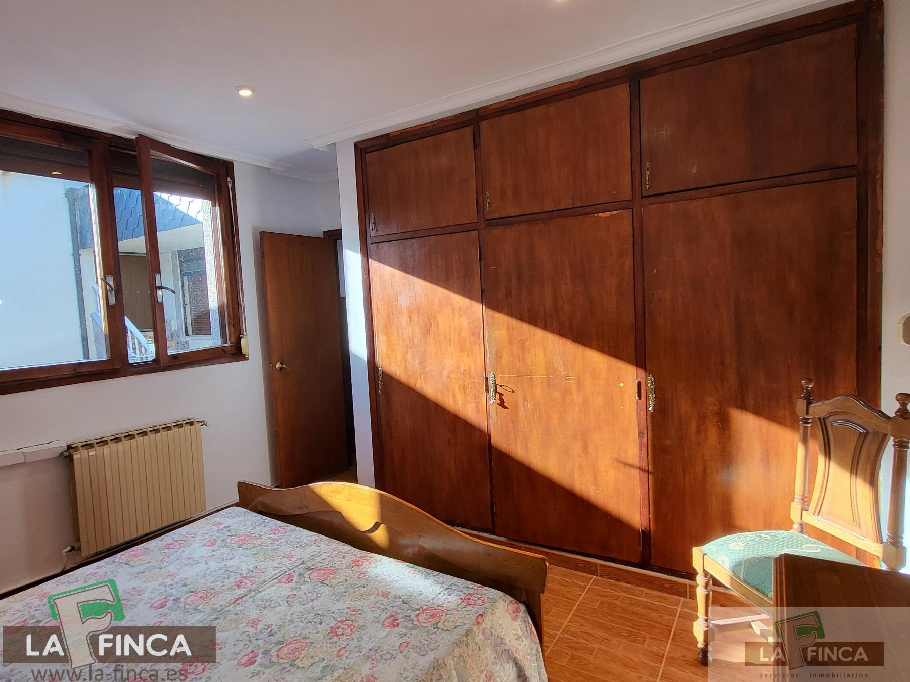 For sale of house in Cangas del Narcea