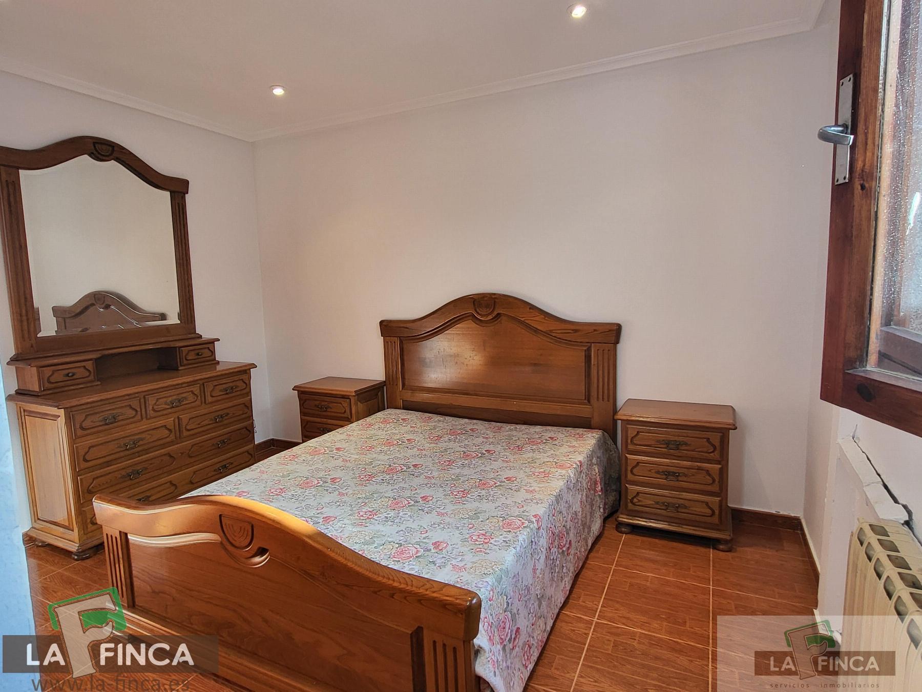 For sale of house in Cangas del Narcea