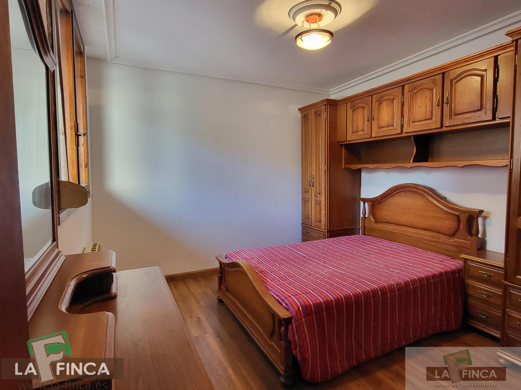 For sale of house in Cangas del Narcea