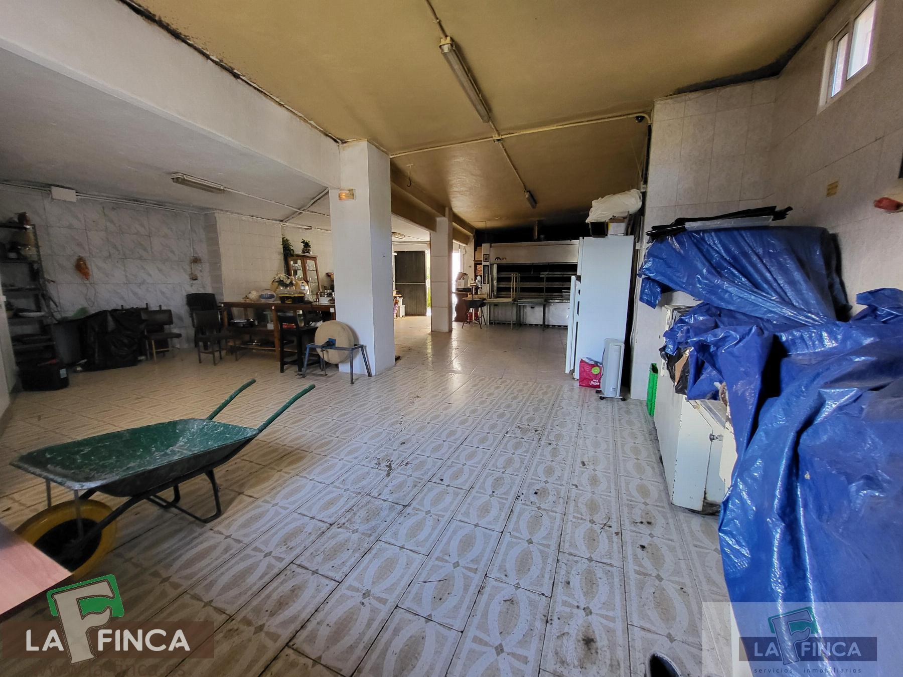 For sale of house in Cangas del Narcea