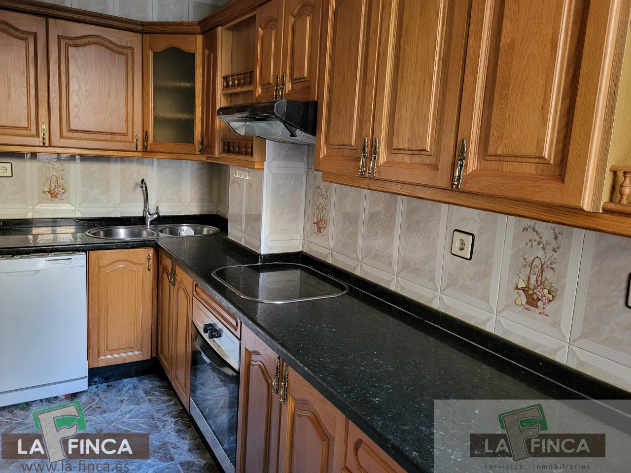For sale of house in Cangas del Narcea