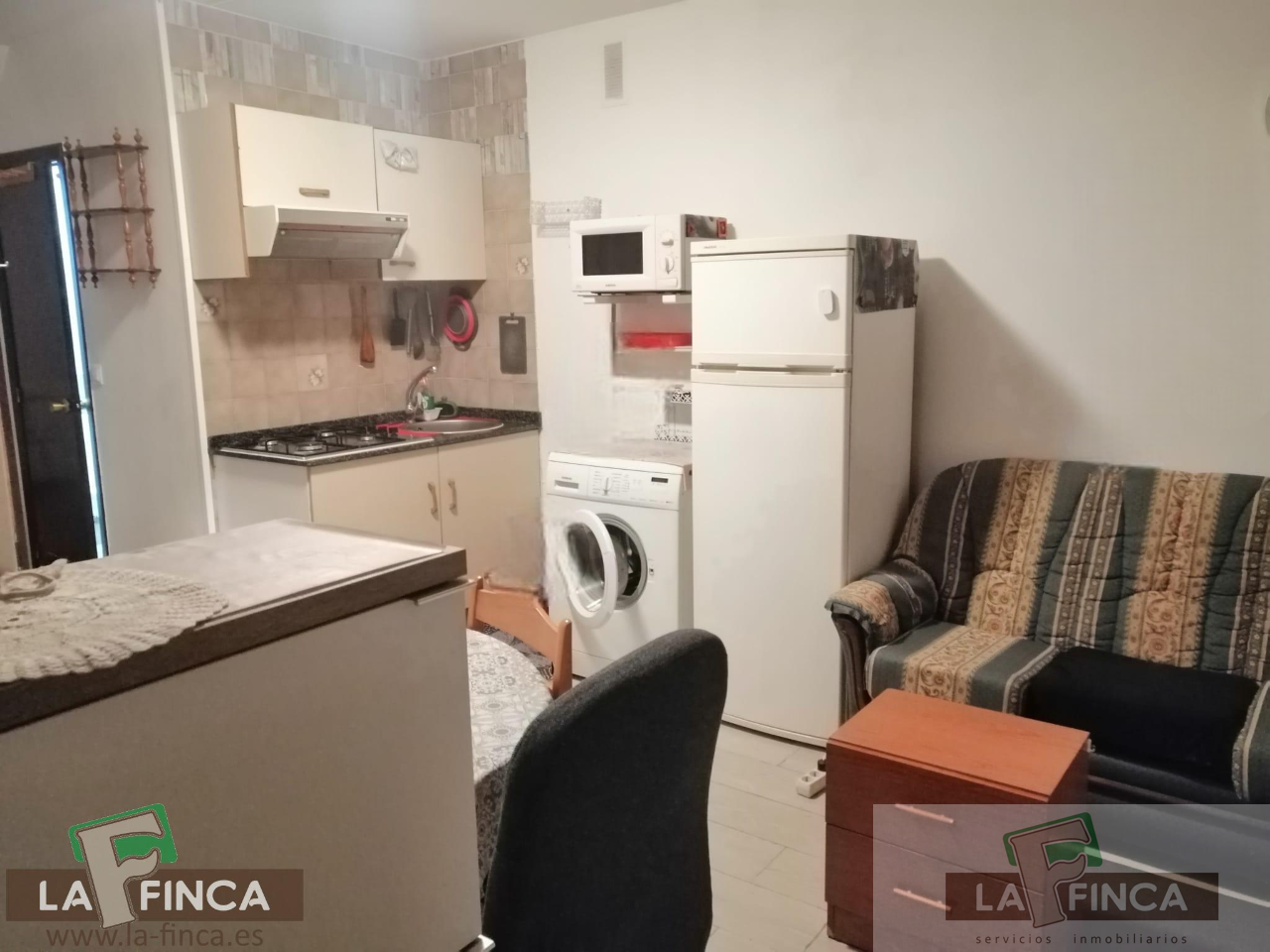 For sale of study in Oviedo