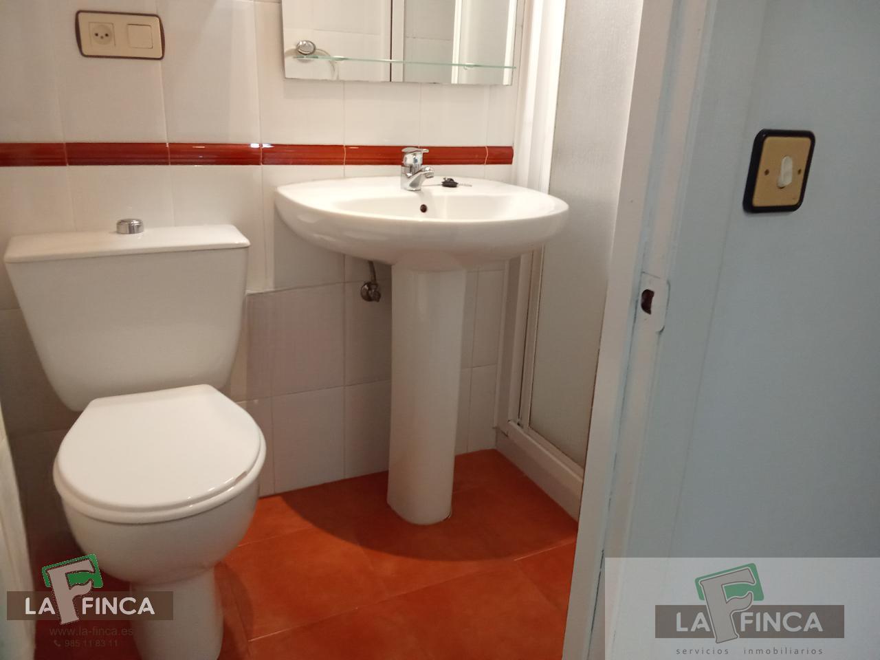 Venta de piso en Oviedo