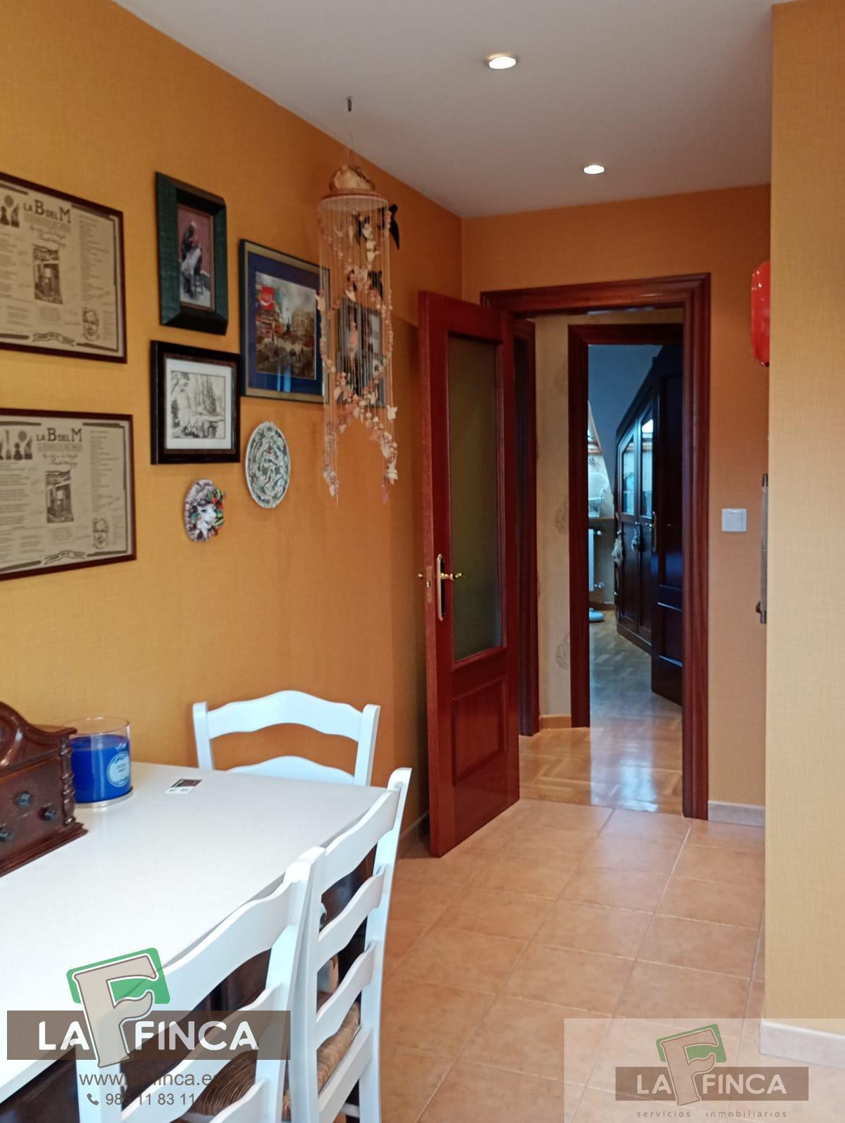 For sale of flat in Siero